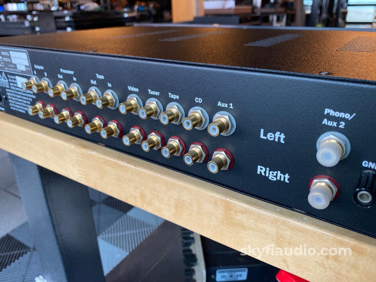 VTL (Vacuum Tube Logic) TL2.5 Line Level Tube Preamp w/Remote