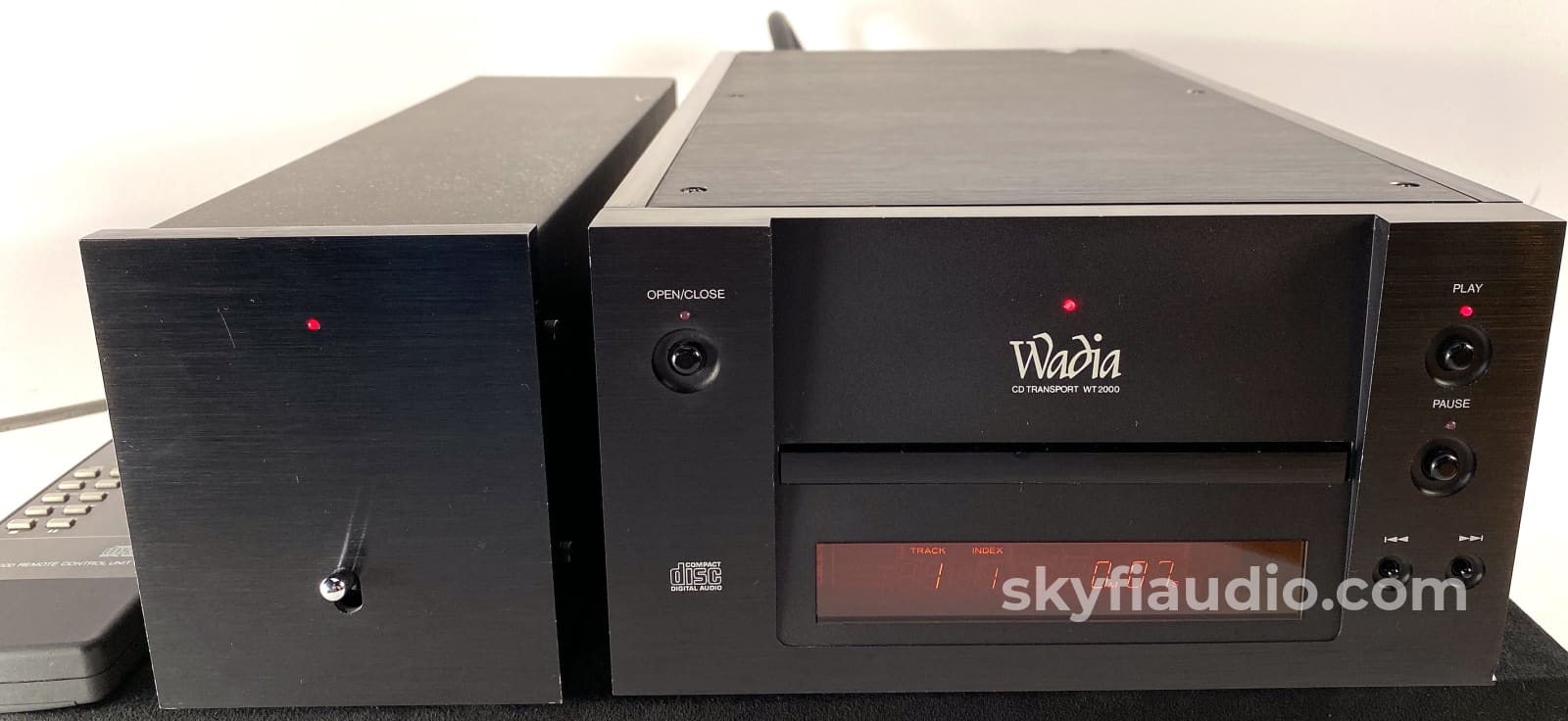 Wadia Wt-2000 Cd Transport With Remote + Digital