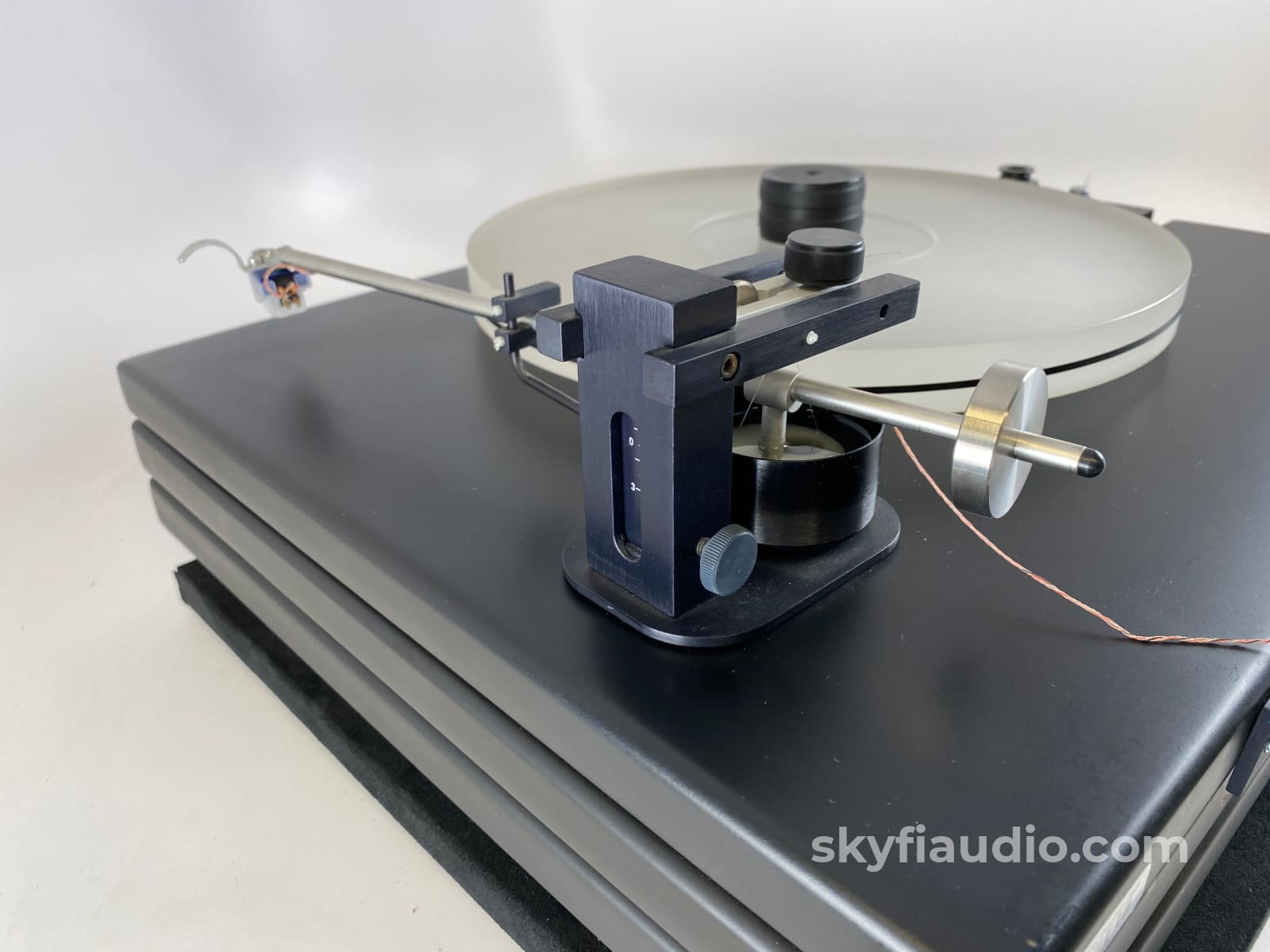 Well Tempered Classic Turntable