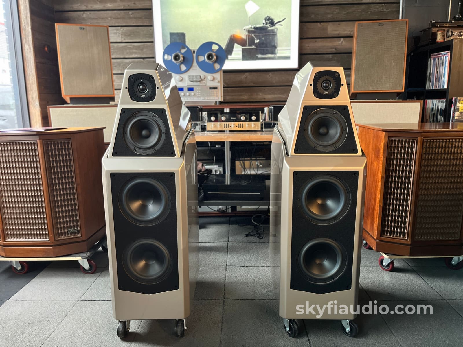 Wilson Audio Sasha Watt Puppy Series 2 Speakers - with Original Crates and Accessories Speakers