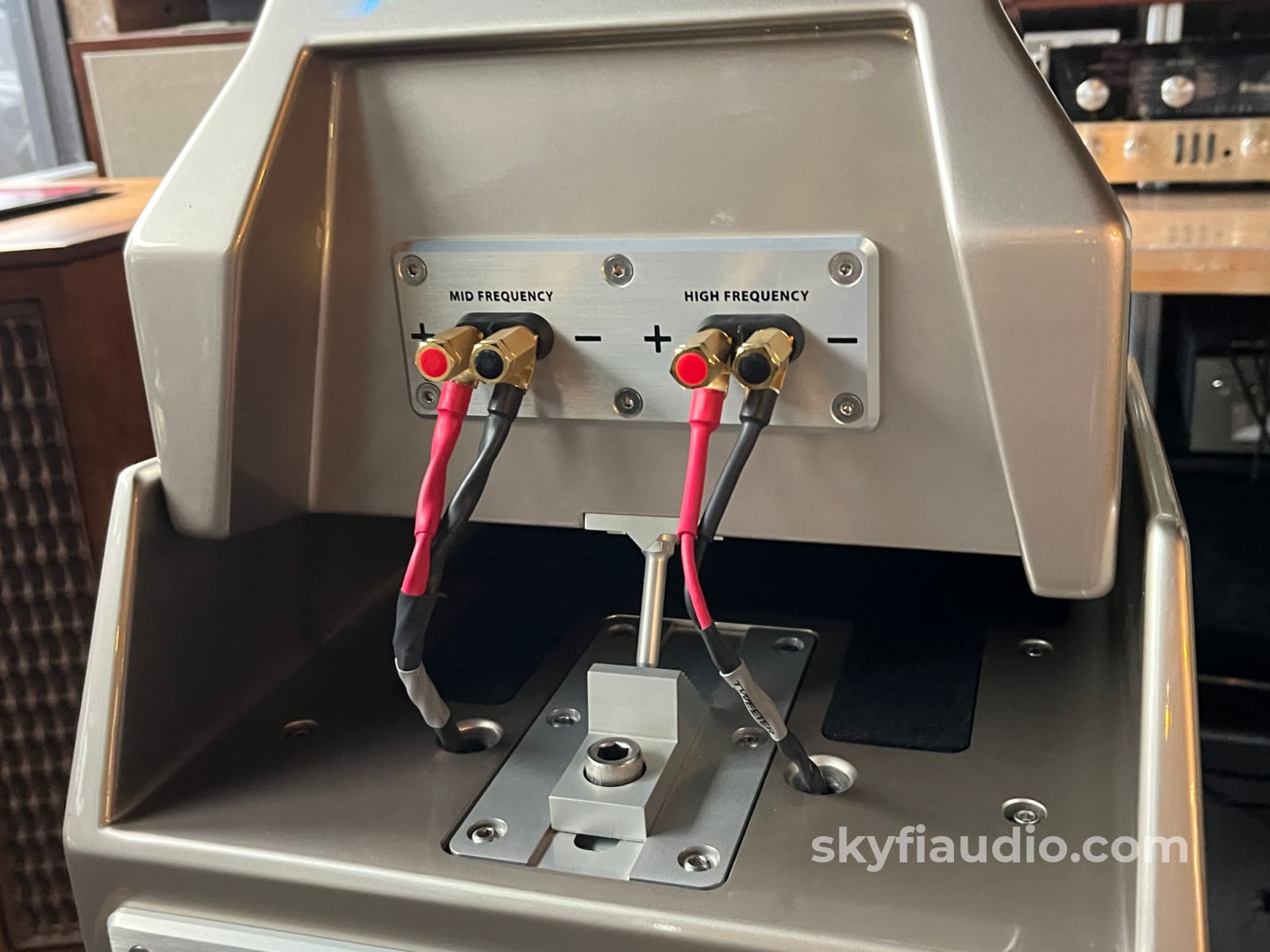 Wilson Audio Sasha Watt Puppy Series 2 Speakers - with Original Crates and Accessories Speakers