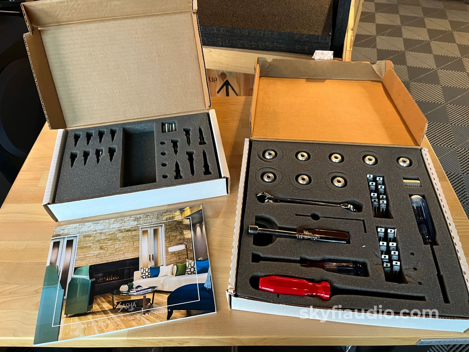 Wilson Audio Sasha Watt Puppy Series 2 Speakers - with Original Crates and Accessories Speakers