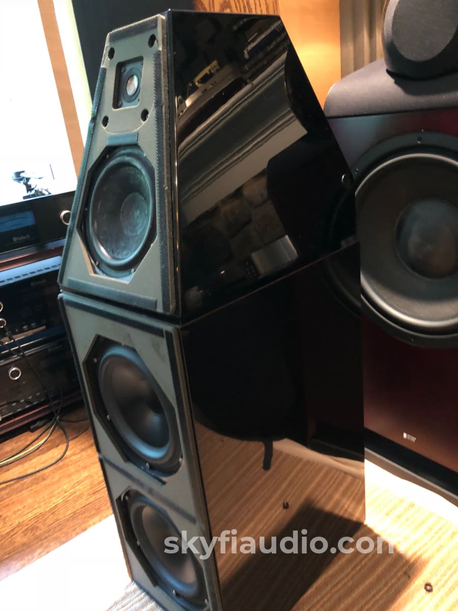 Wilson Audio Watt / Puppy System V (5) Speakers - With Grills And Spikes