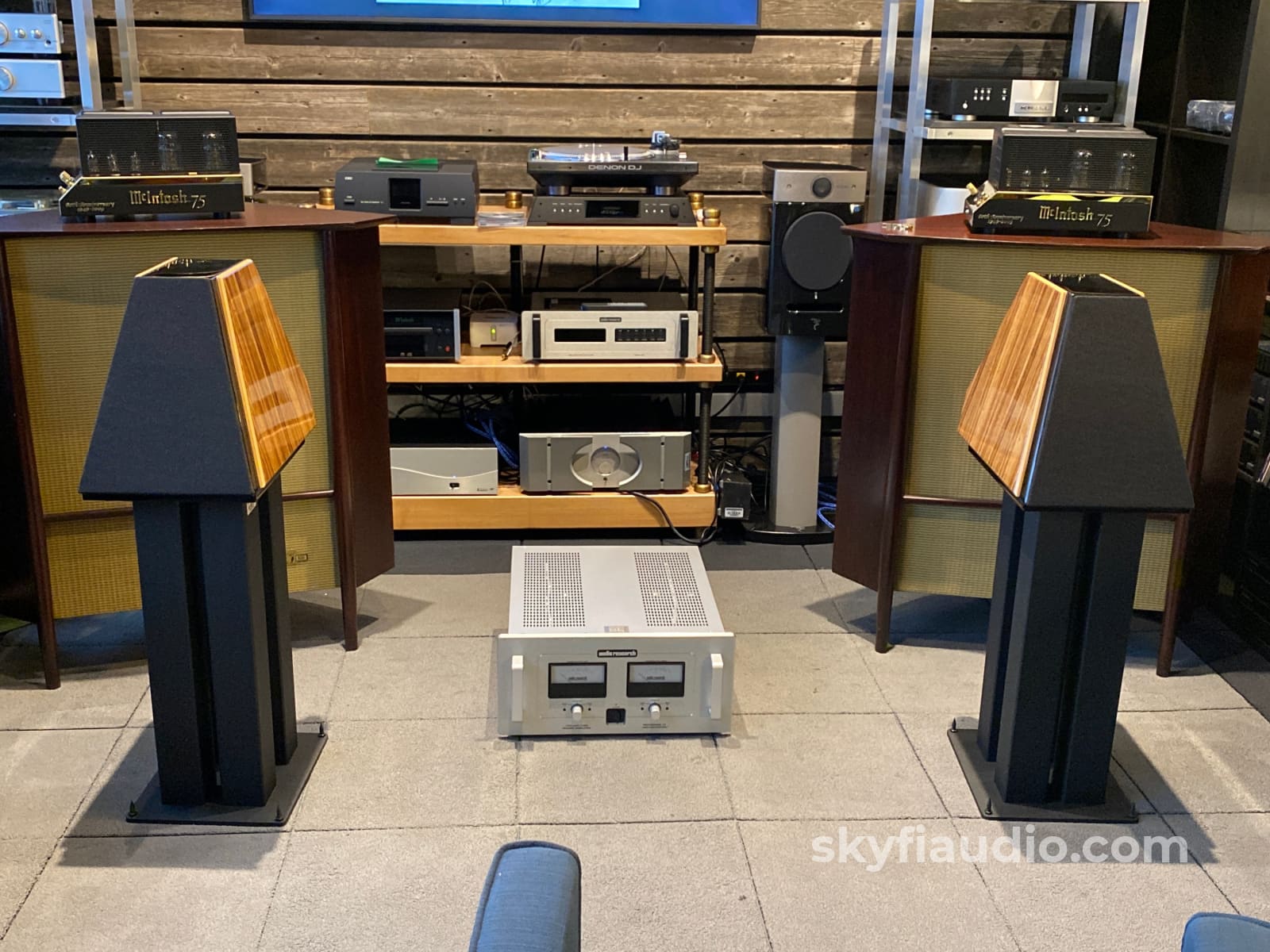 Wilson Audio Watt V Bookshelf Speakers