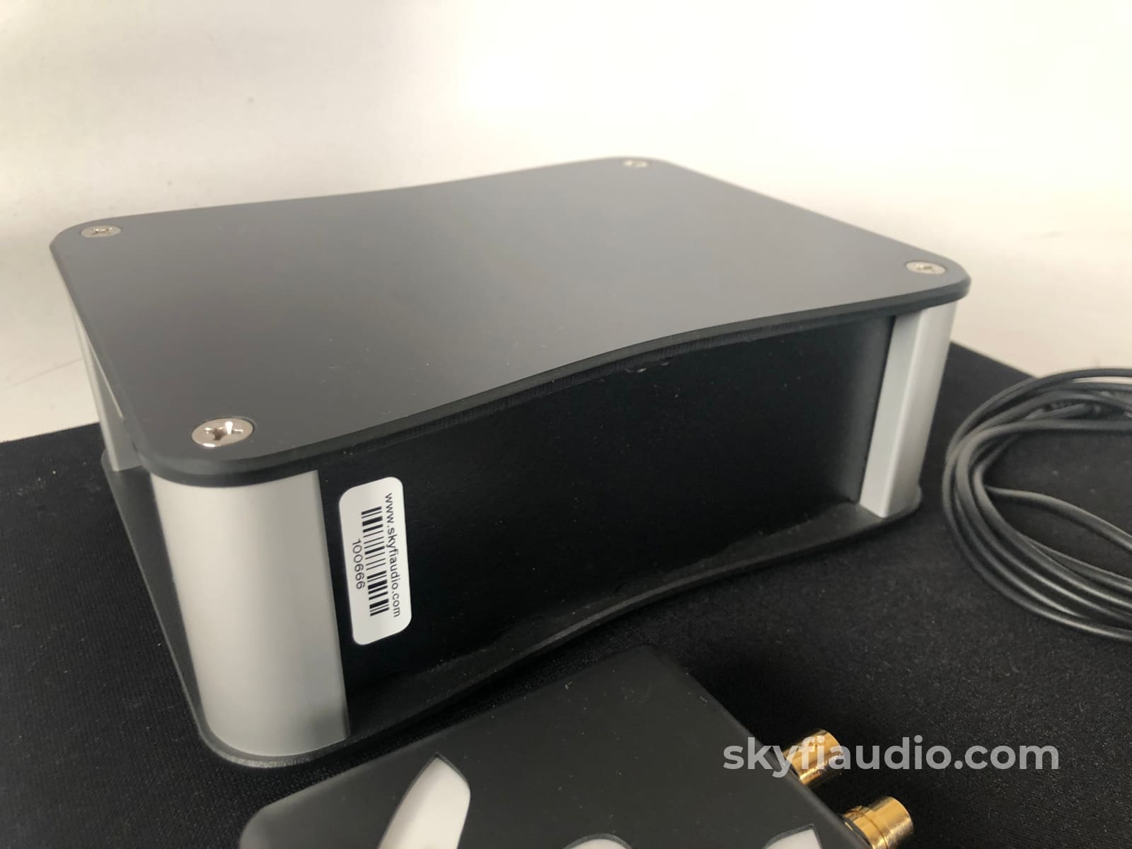Wyred 4 Sound - Remedy Reclocker (2) With Ps-1 Power Supply Accessory