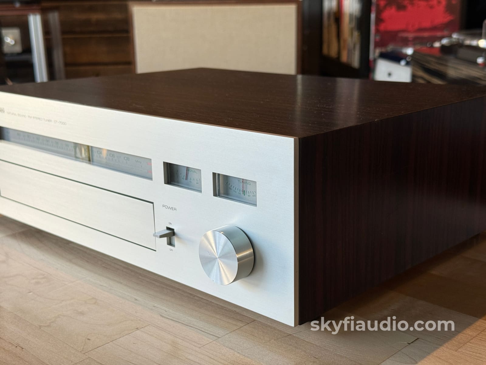 Yamaha CT-700 Vintage FM Tuner - Serviced & Aligned Tuner