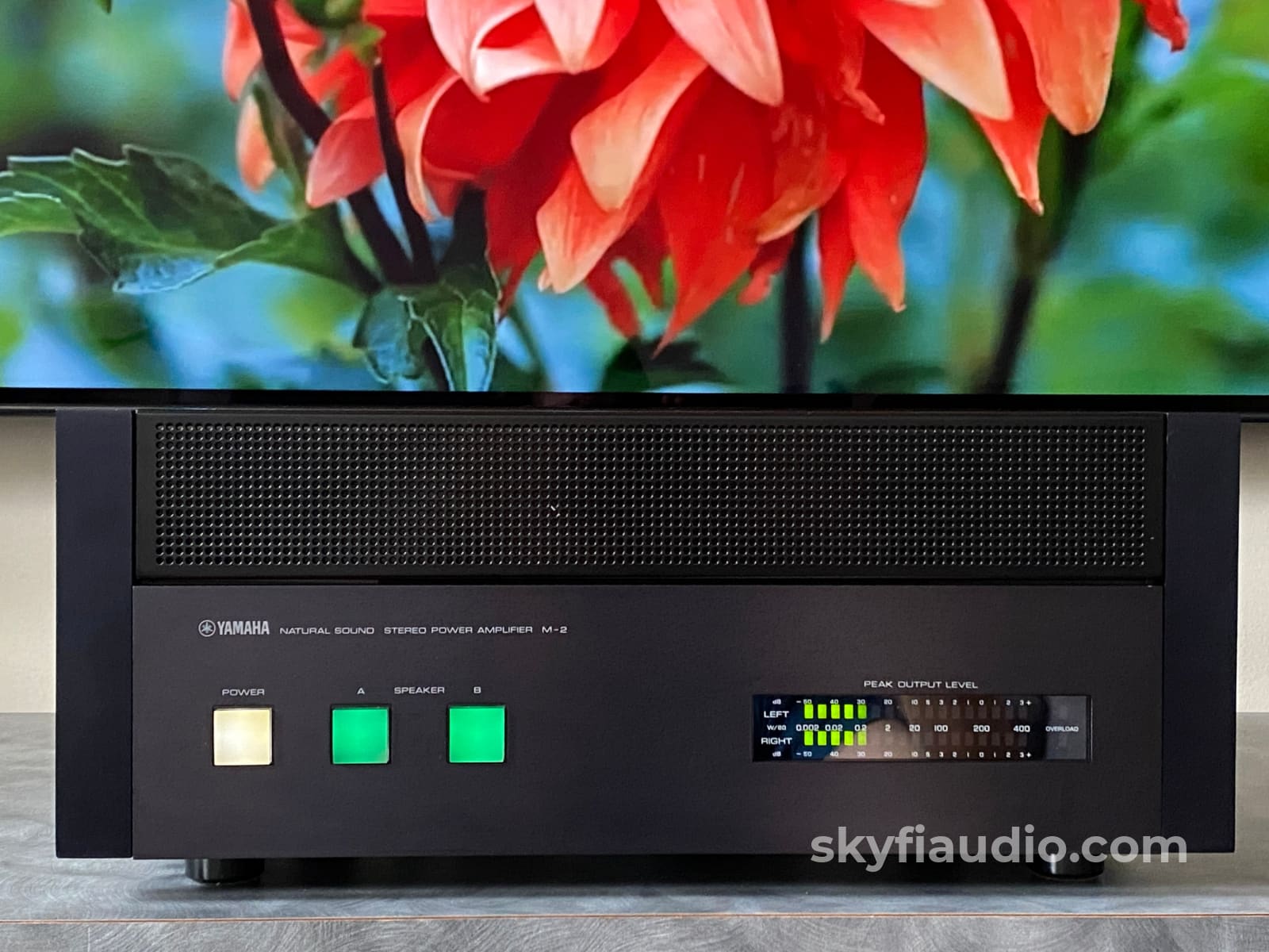 Yamaha M-2 Vintage Amplifier With Vu Meters - Serviced And Upgraded