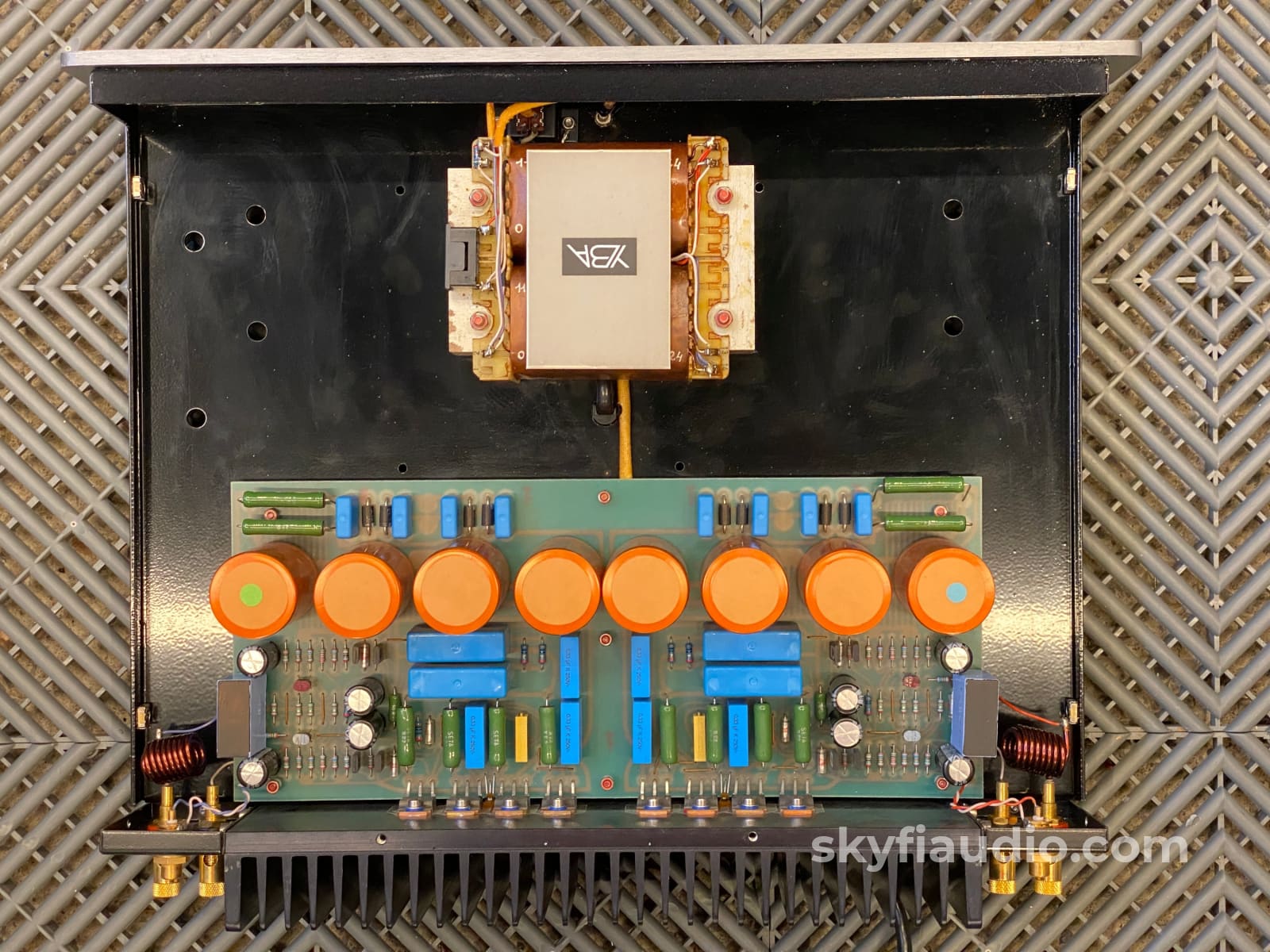 Yba 3 Alpha - Solid State Amplifier Made In France