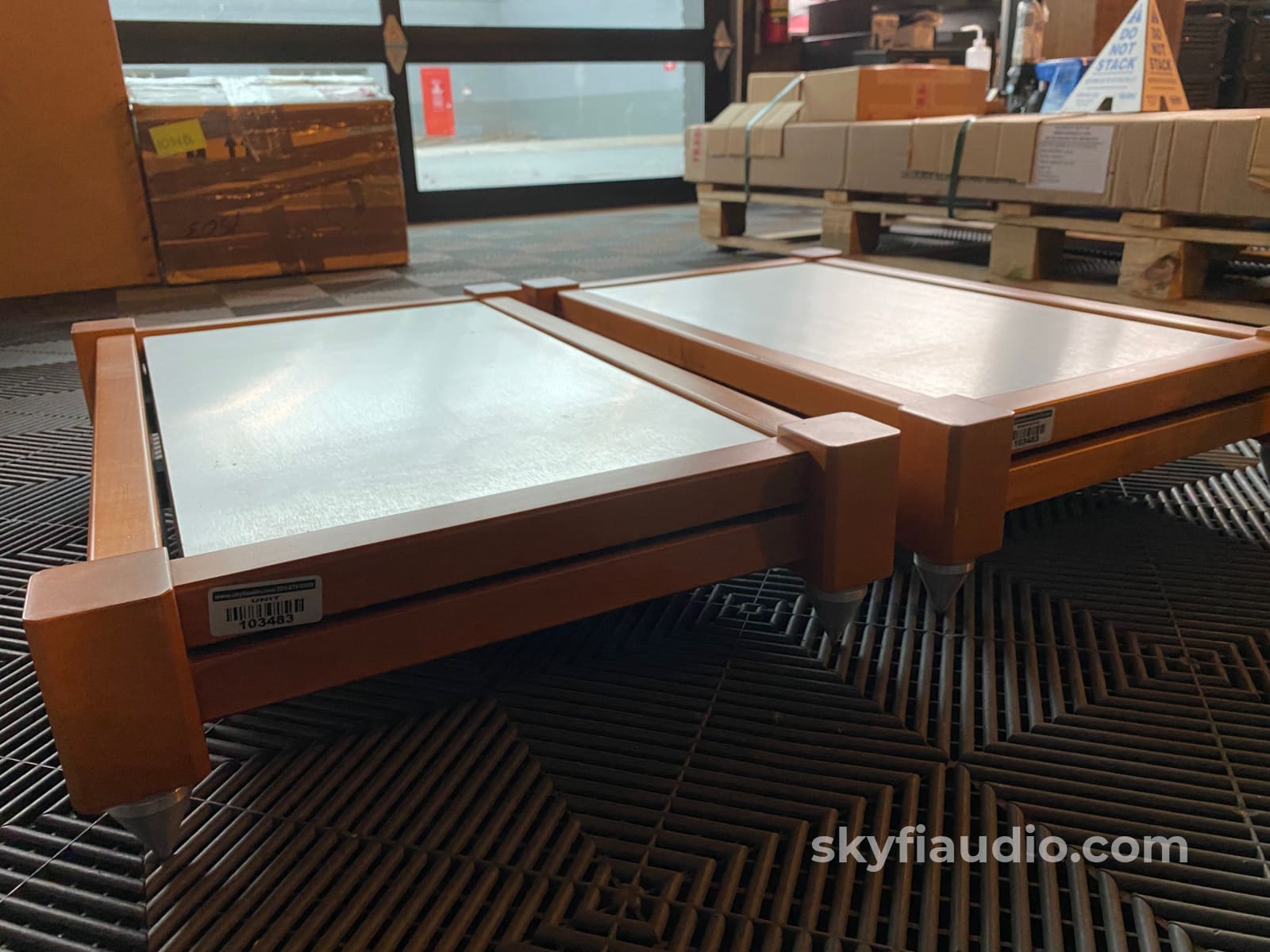 Zoethecus Amp Stands - Two 27 X 17 Each Accessory