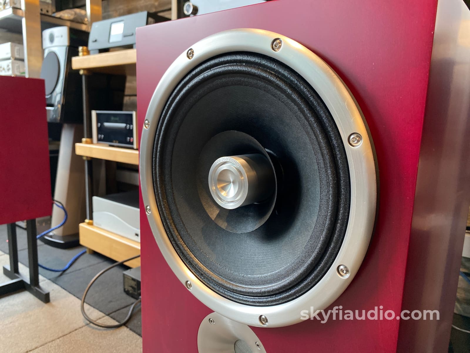 Zu Audio Omen Bookshelf Mk.II Speakers - In Amazing Sangria Finish