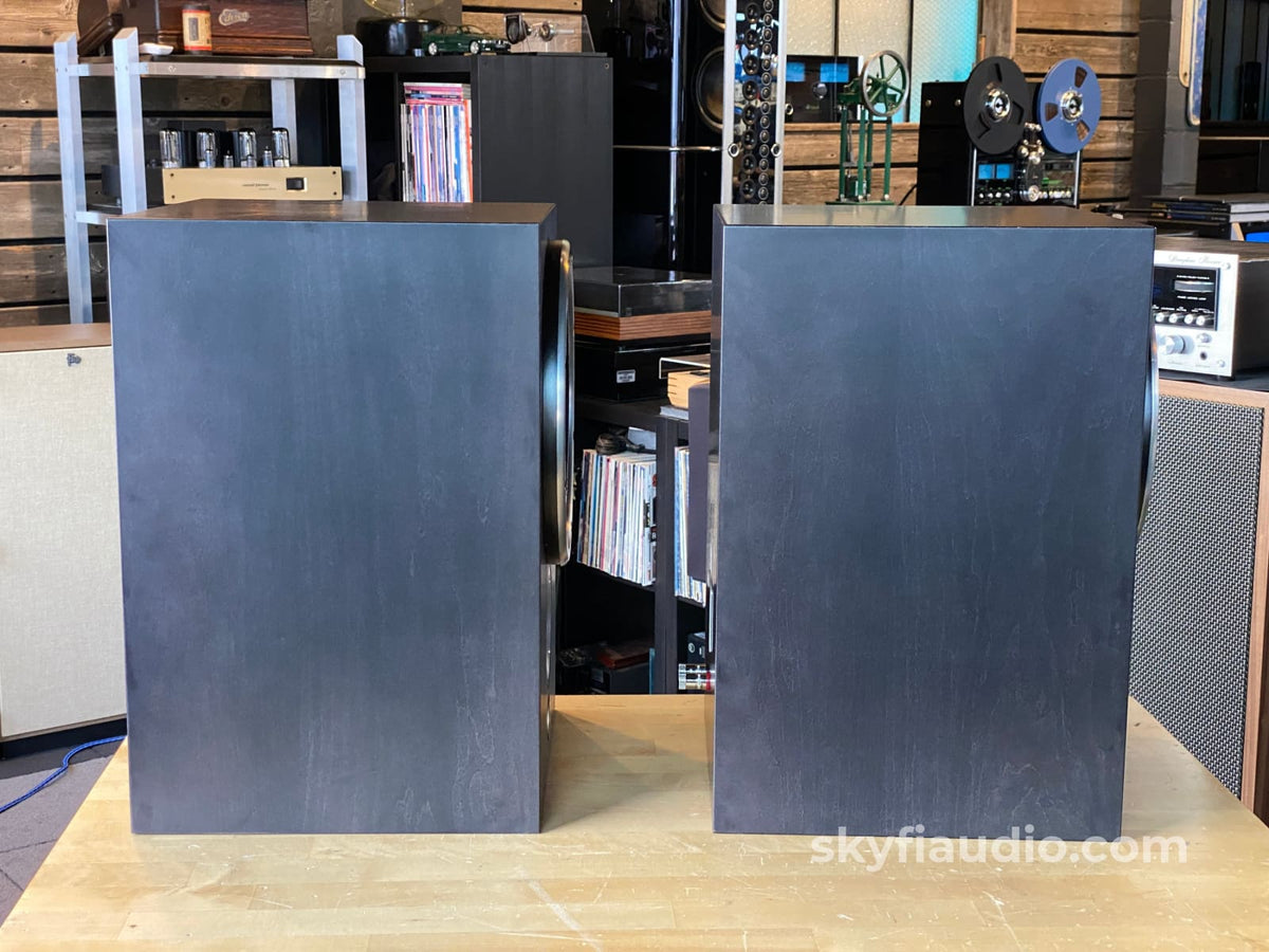 Zu Audio Omen Bookshelf Speakers