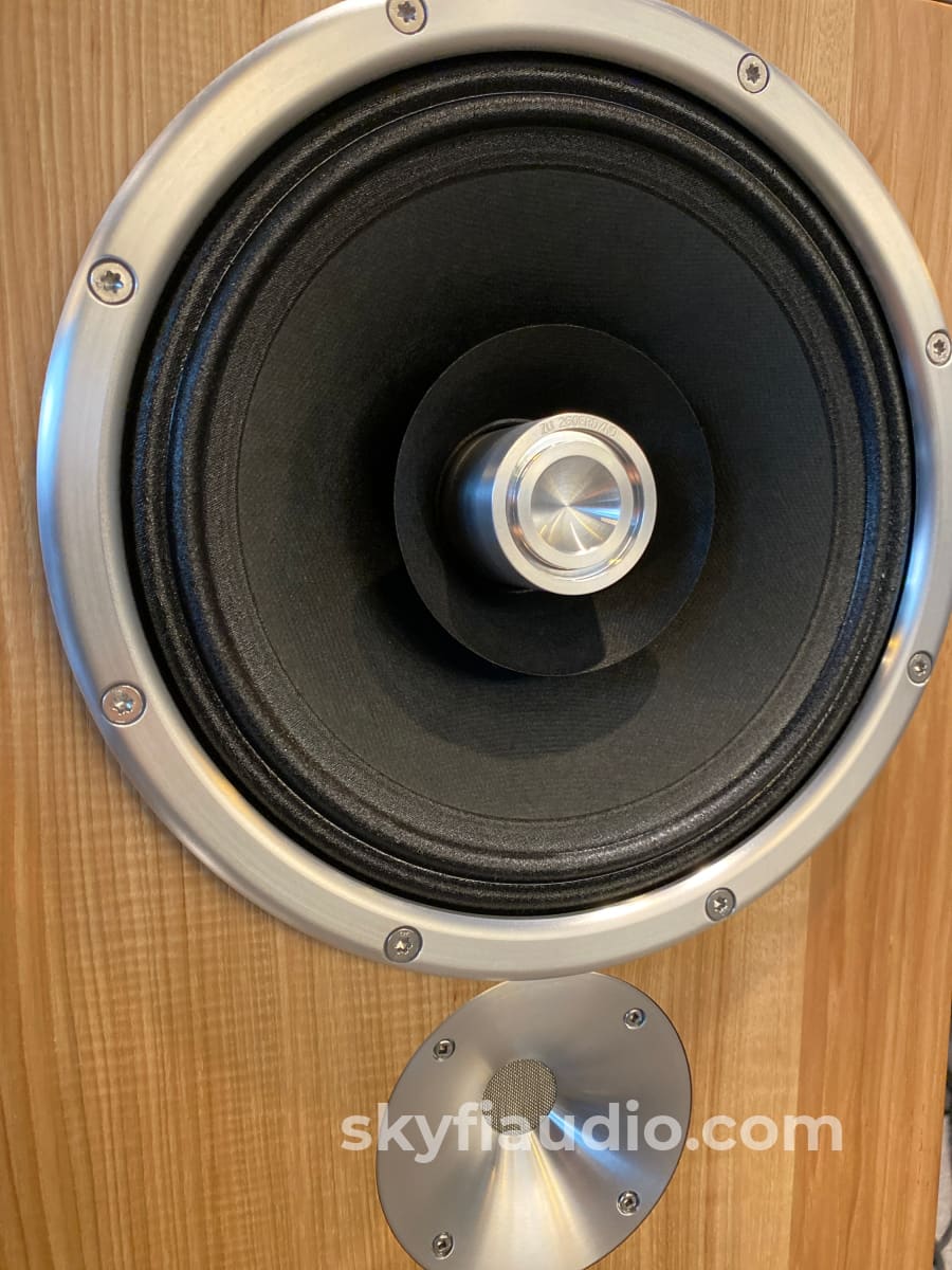 Zu Audio Omen Dirty Weekend In Rustic Hickory Speakers