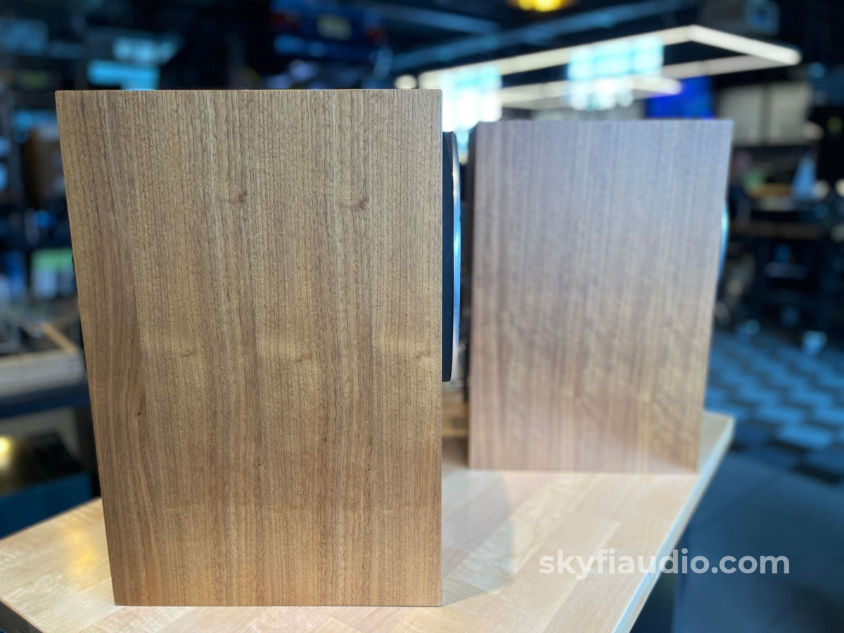 Zu Audio Omen [Rev-B] Bookshelf Speaker Speakers