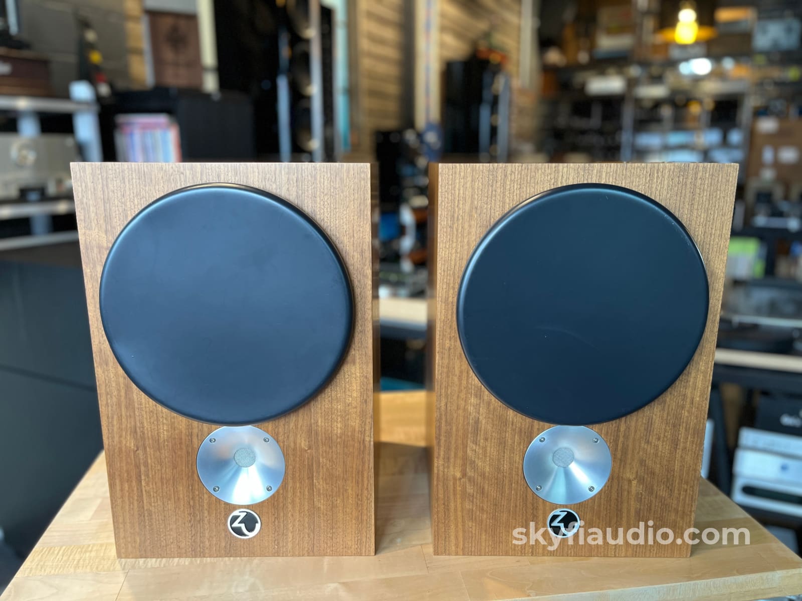 Zu Audio Omen [Rev-B] Bookshelf Speaker Pair