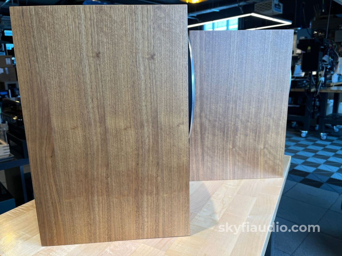 Zu Audio Omen [Rev-B] Bookshelf Speaker Speakers