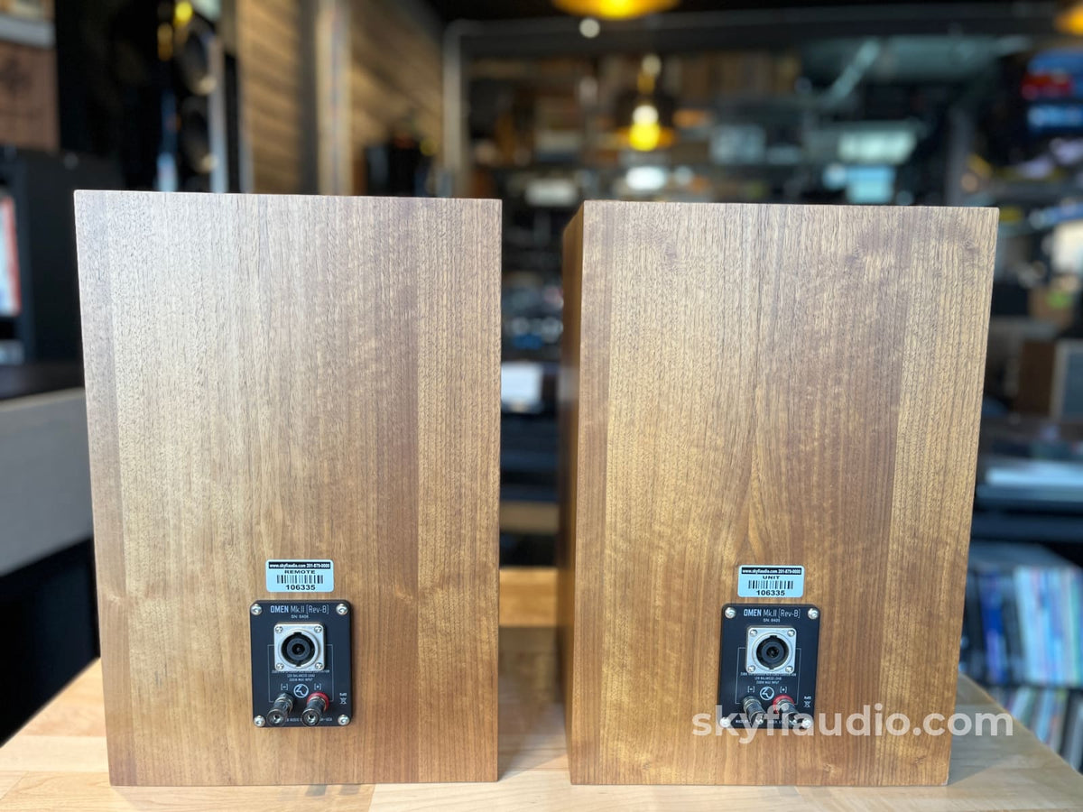 Zu Audio Omen [Rev-B] Bookshelf Speaker Speakers