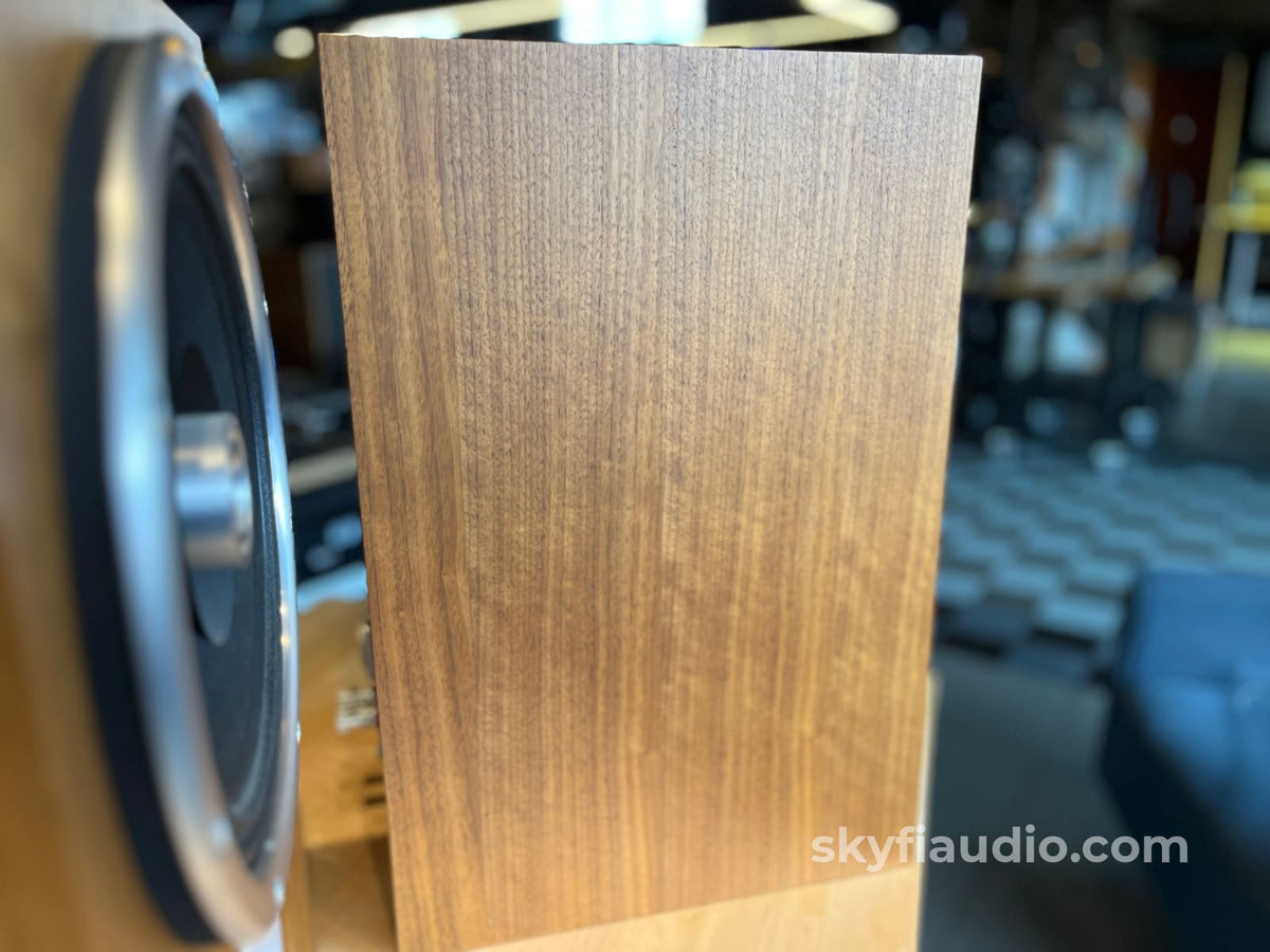 Zu Audio Omen [Rev-B] Bookshelf Speaker Speakers