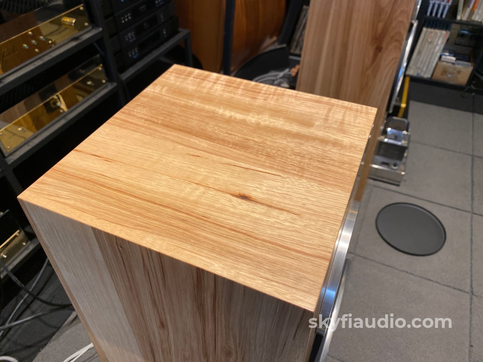 Zu Audio - Soul Supreme High Efficiency Speakers In Walnut