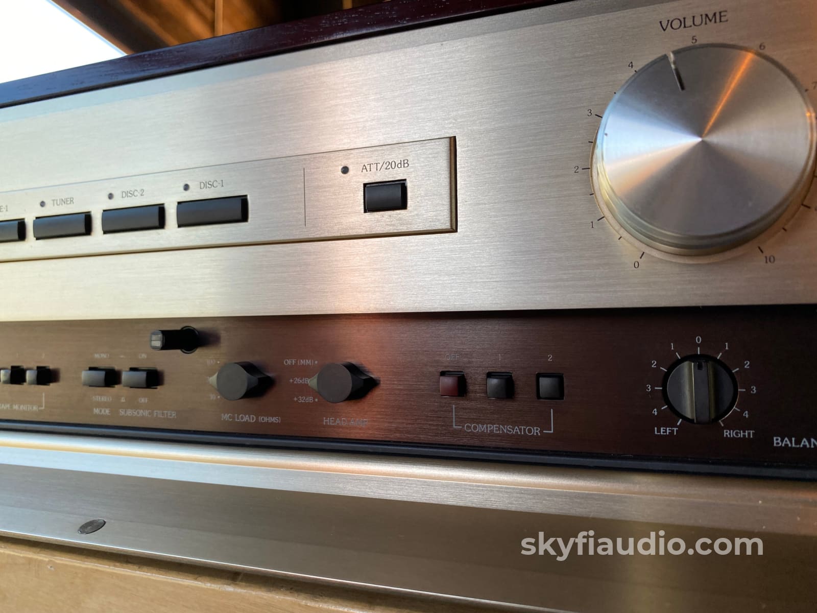 Accuphase C-222 Analog Preamp with Dual Phono - Japanese Gold!