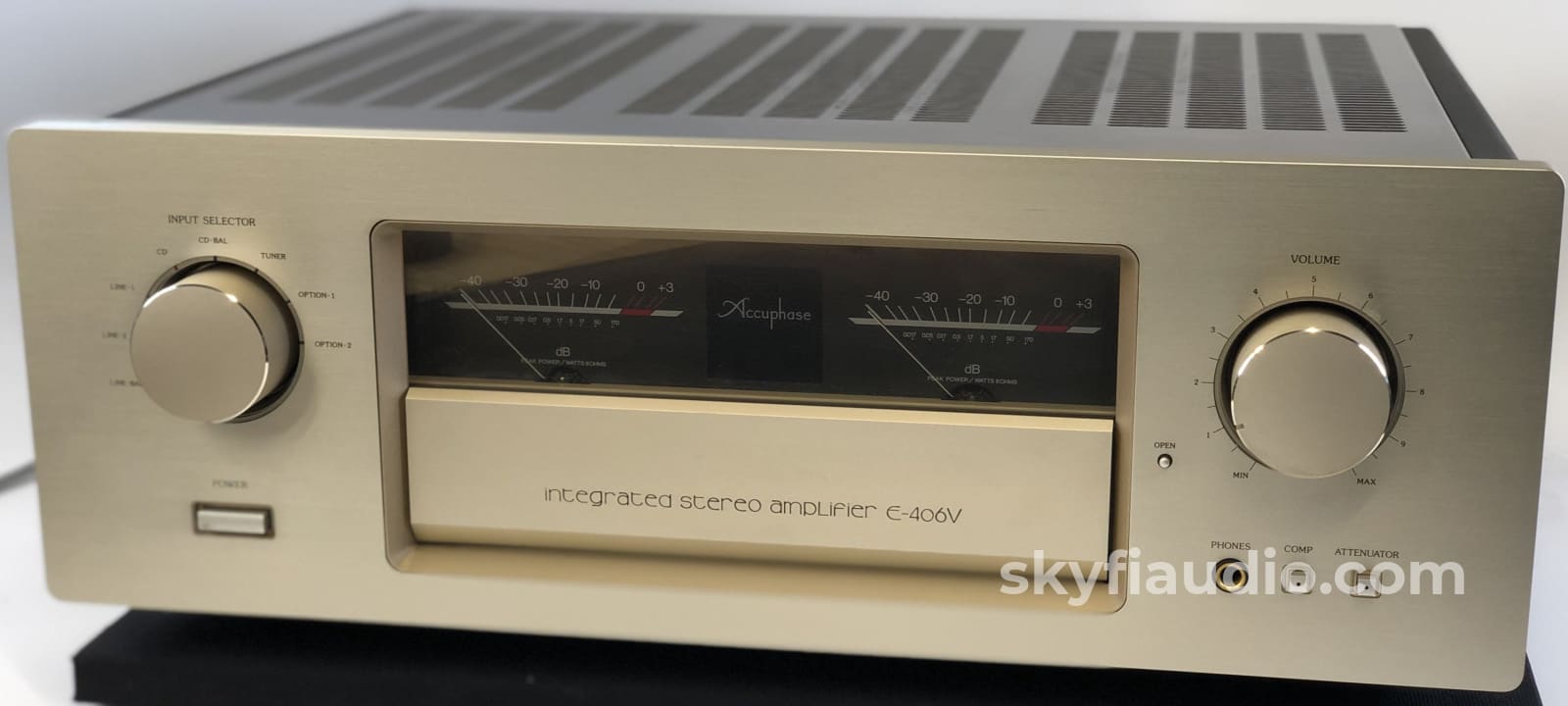 Accuphase E-406V Integrated Amplifier