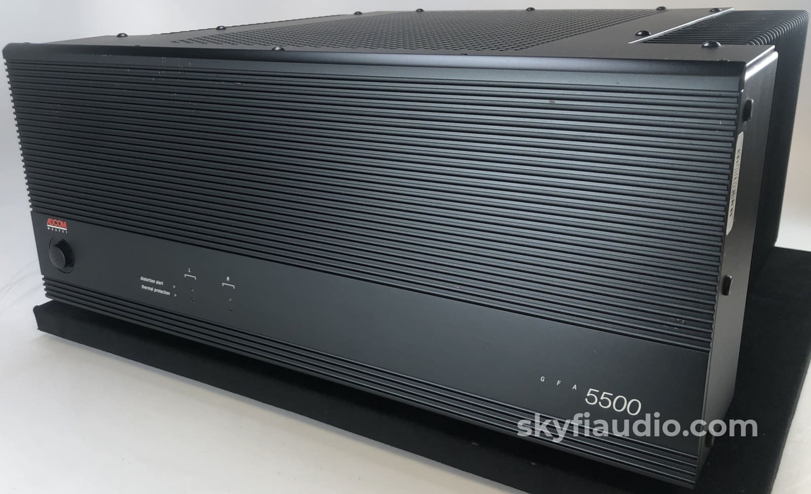 Adcom GFA-5500 Amplifier with 200 Watts Per Channel