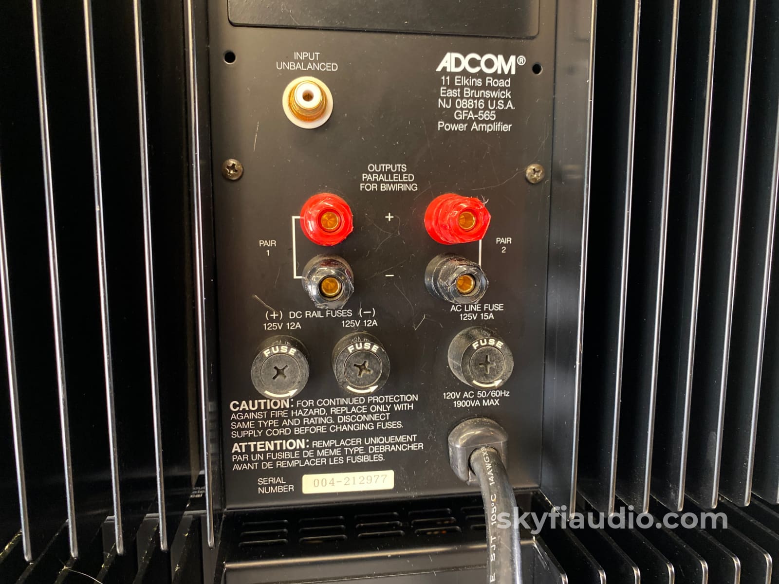 Adcom Gfa-565 Monoblocks - Fully Serviced With New Driver Boards And Original Boxes Amplifier