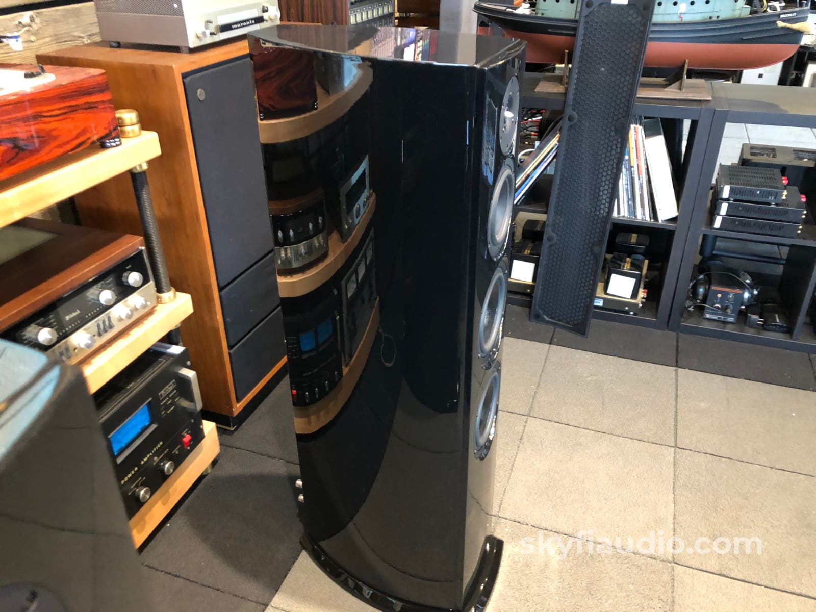 Aerial Acoustics 7T Loudspeakers In Gloss Black - Full Range Speakers