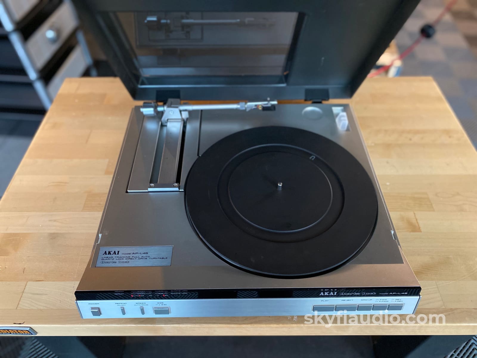 Akai Ap-L45 Linear Tracking Fully-Automatic Turntable - With New Sumiko Cartridge