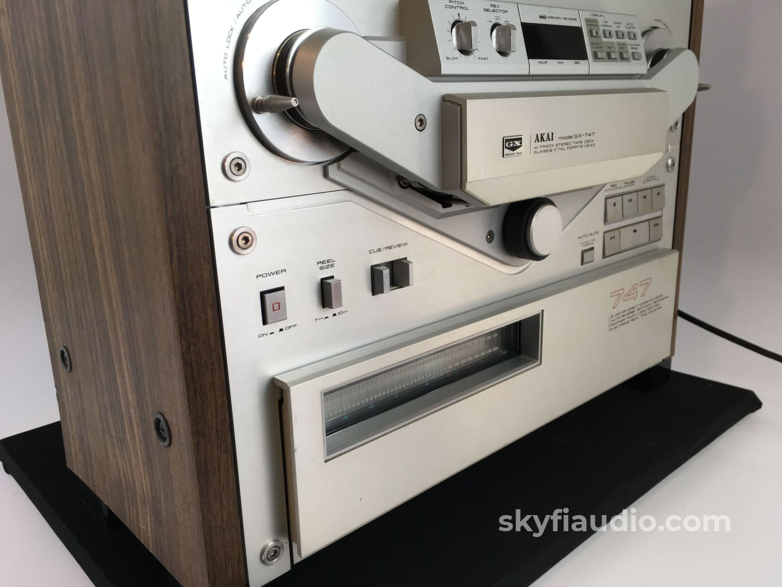 NEAR MINT AKAI R-7MH 7 Metal Takeup Reel to Reel Tape Recorder w/Box  GX-747 646