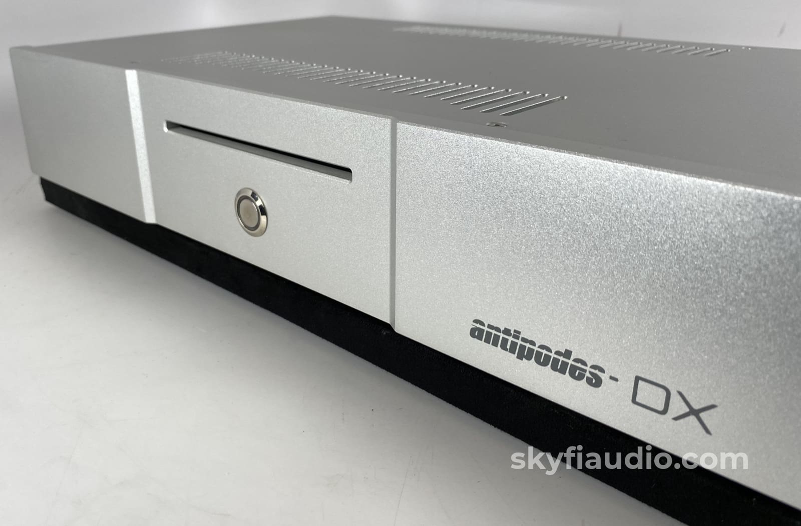 Antipodes Dx Media Streamer And Cd Ripper Preloaded With 20K Tracks! + Digital