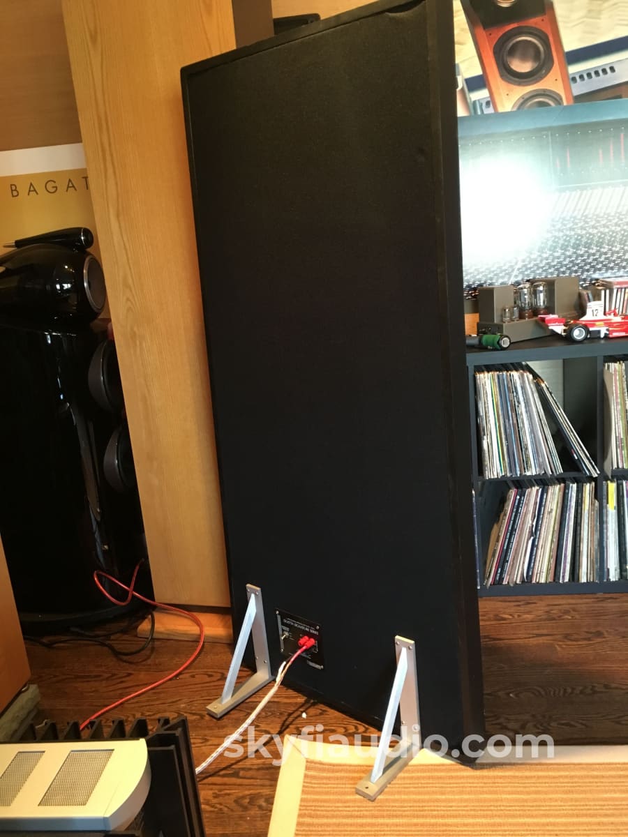 Apogee Acoustics Duetta Sig Speakers, Signature Version