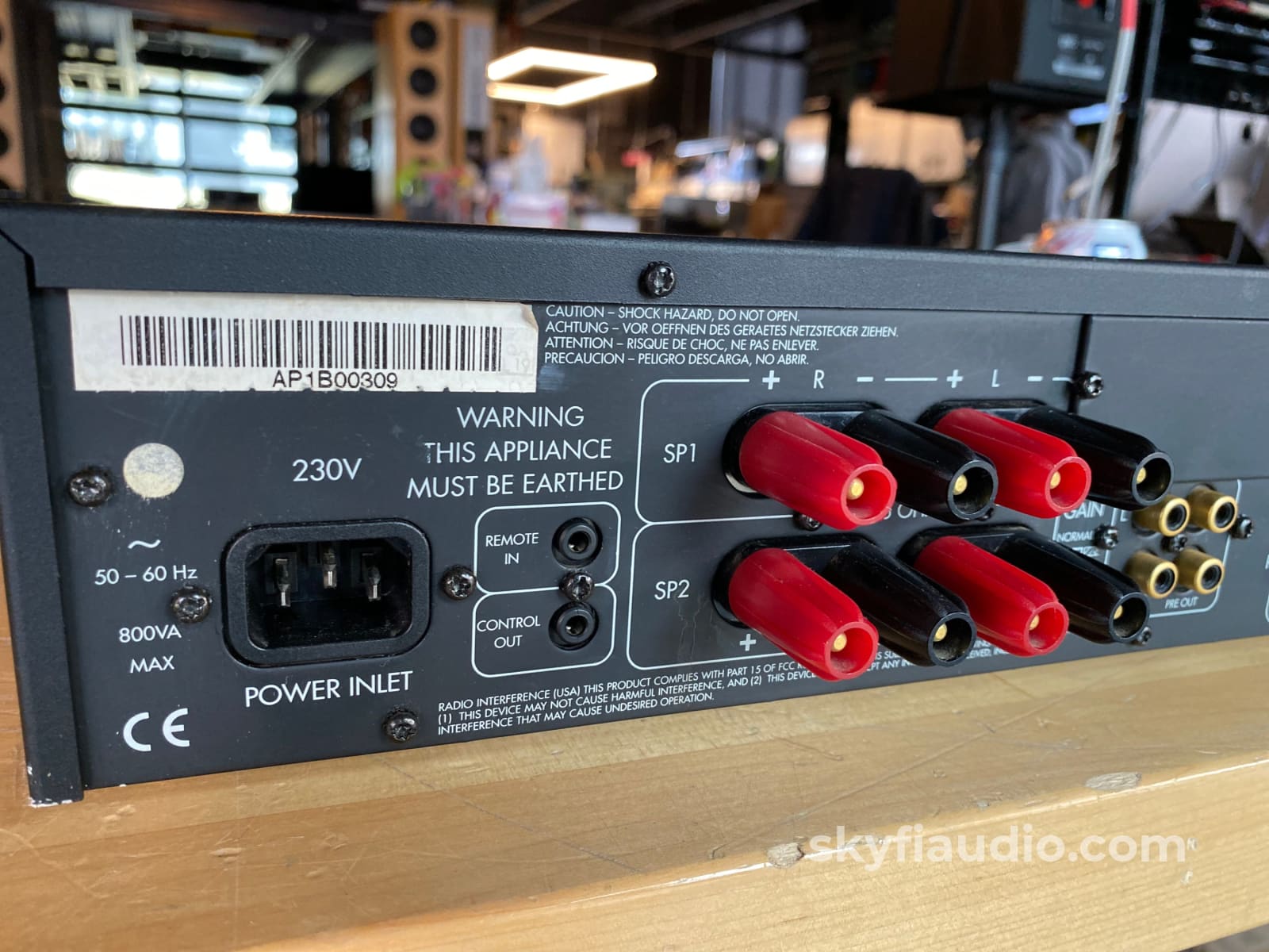 Arcam Alpha 10 Integrated Amplifier 100W X 2 (230V)