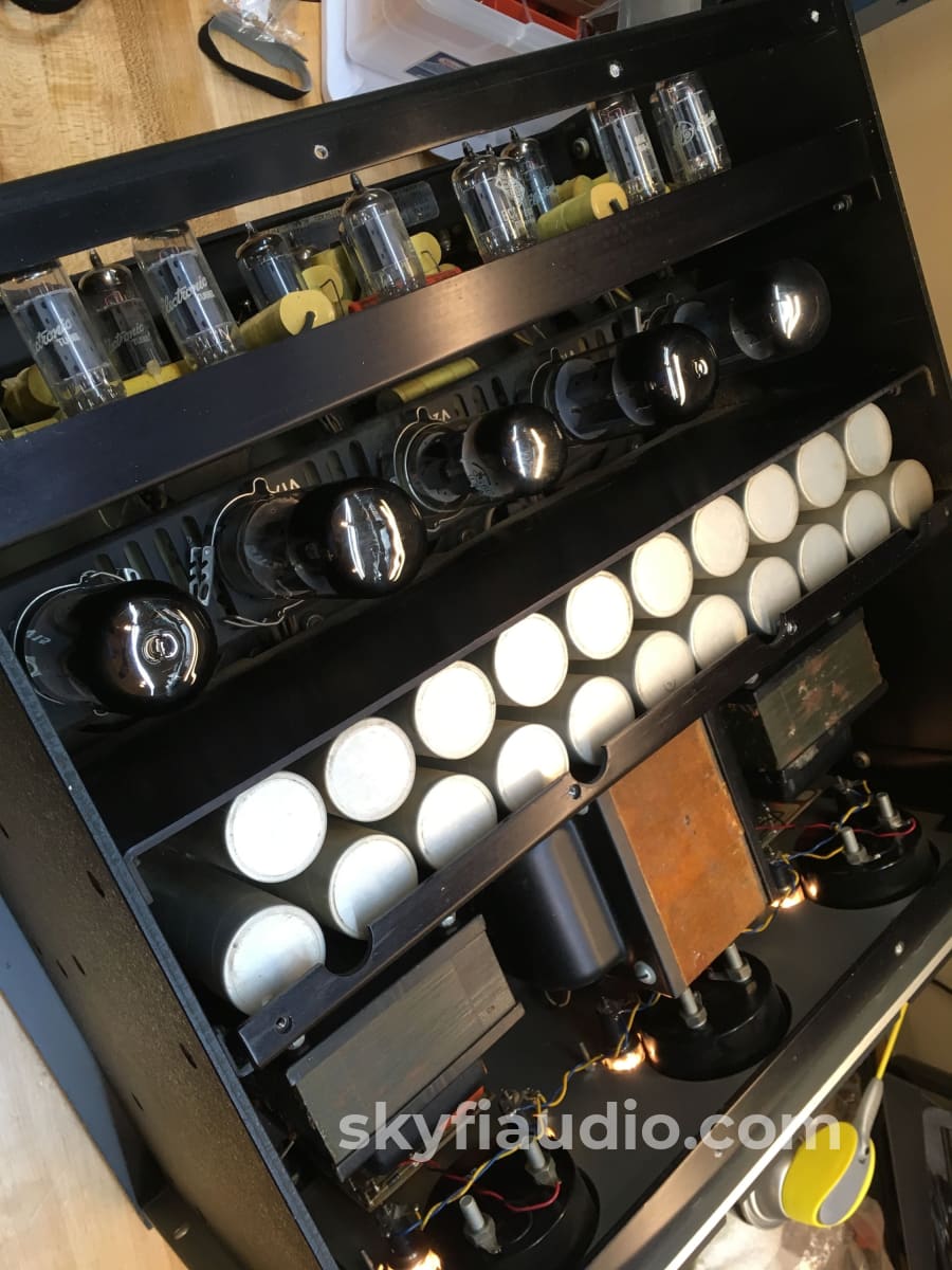 Audio Research D-79 Tube Amplifier