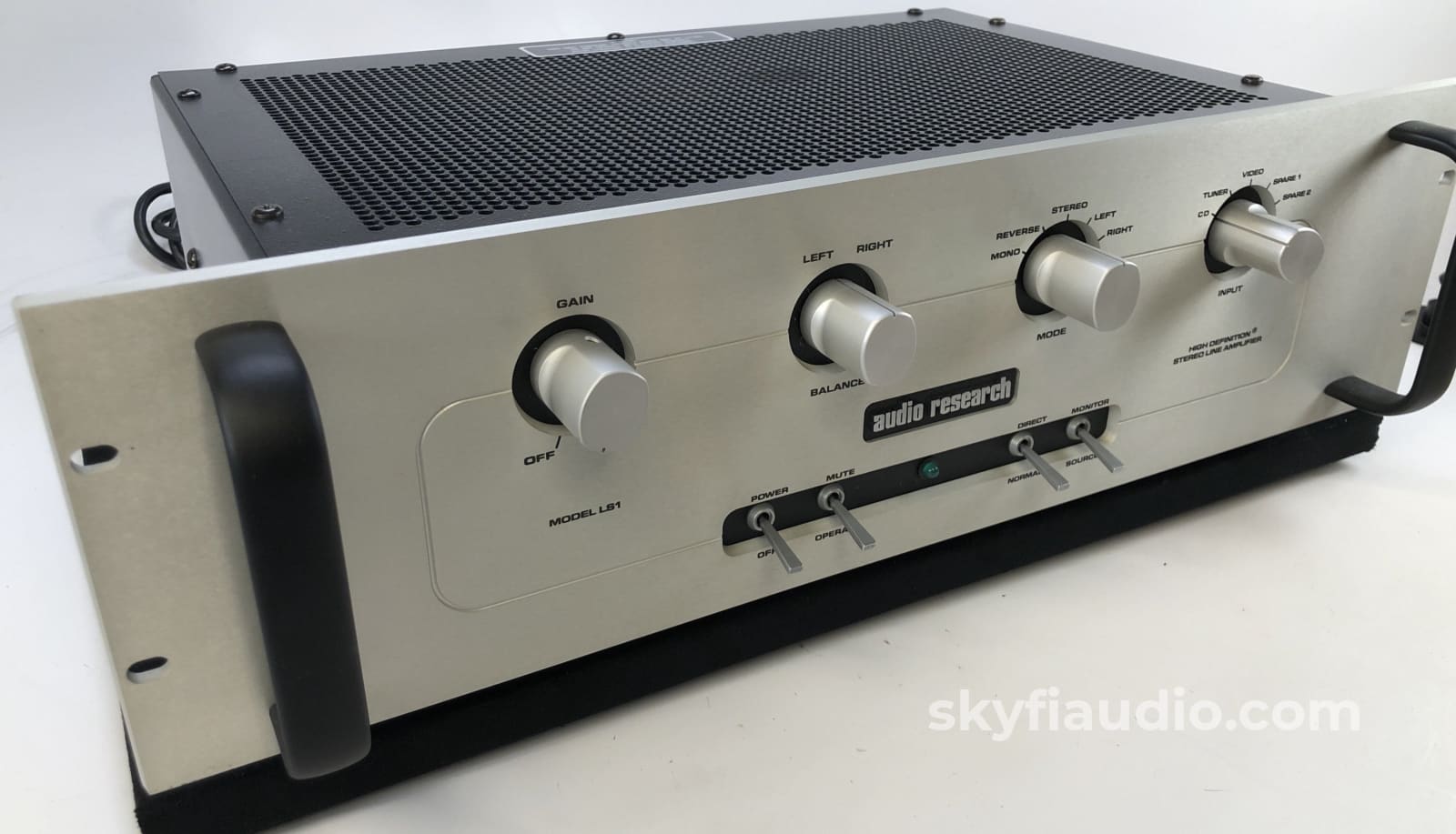 Audio Research Ls1 Line Stage Hybrid Tube Amplifier - Complete With Box And Serviced Preamplifier