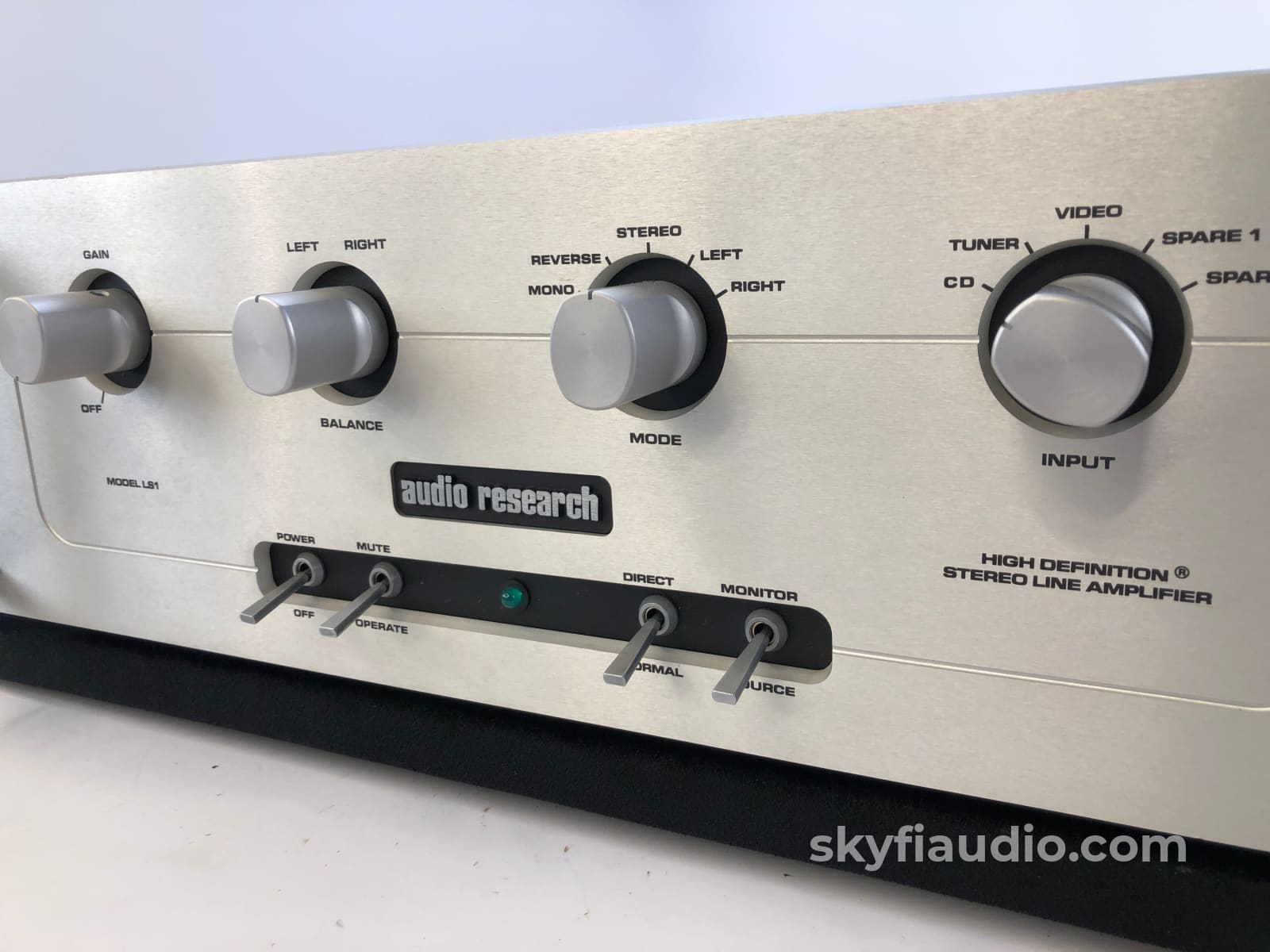 Audio Research Ls1 Line Stage Hybrid Tube Amplifier In Box And Complete Preamplifier