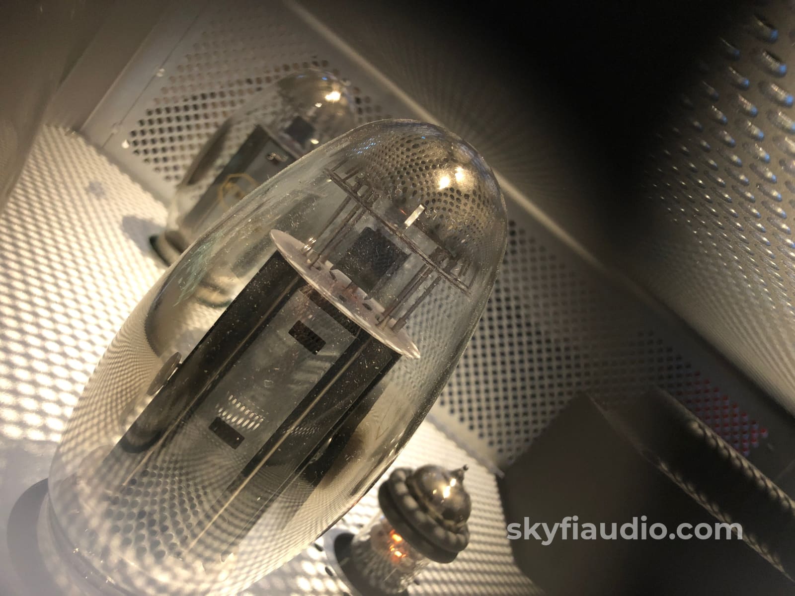 Audio Research Reference 160 M - Most Beautiful Amplifier Ever Made