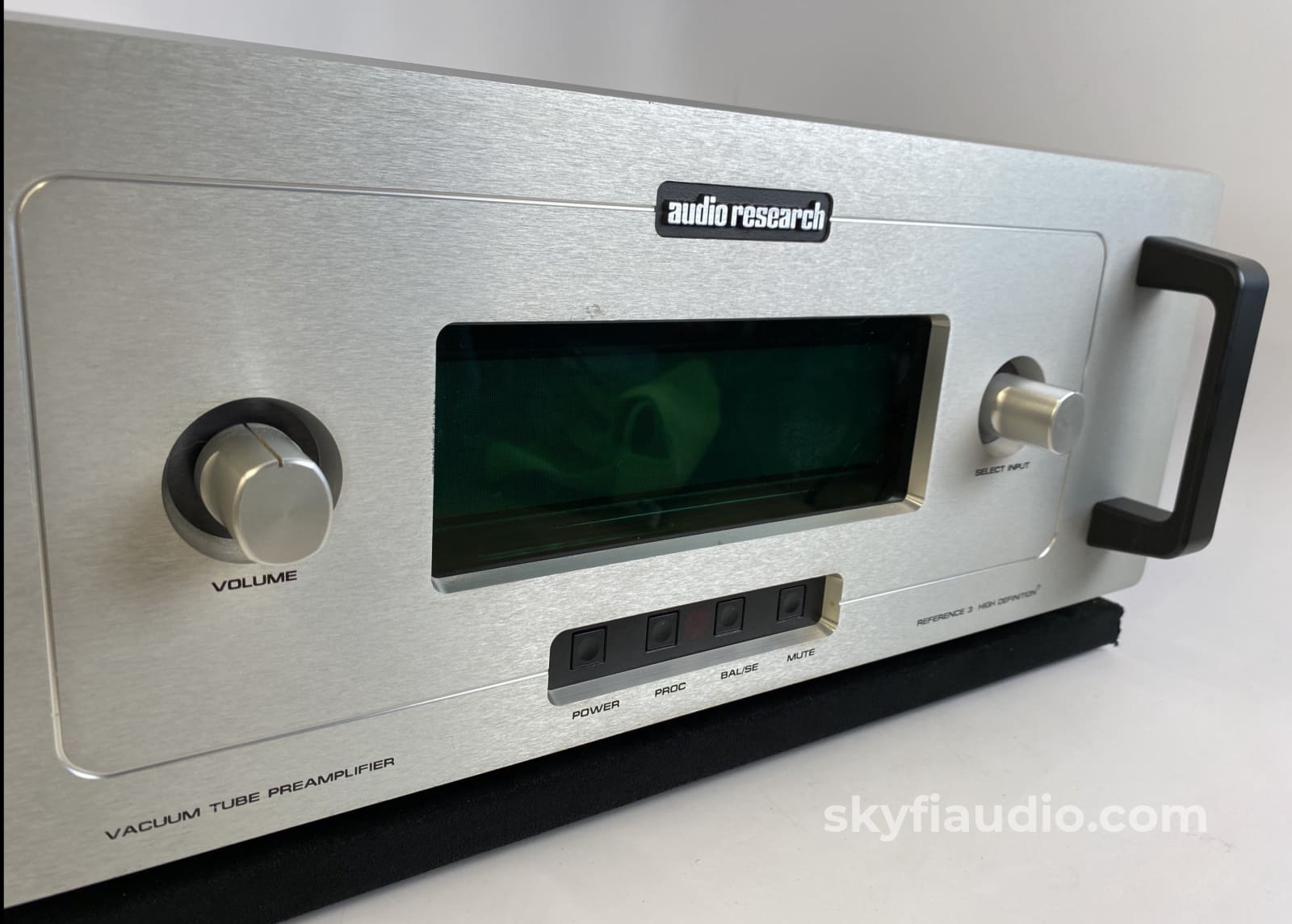 Audio Research Reference 3 - Ref3 All Tube Line Preamplifier