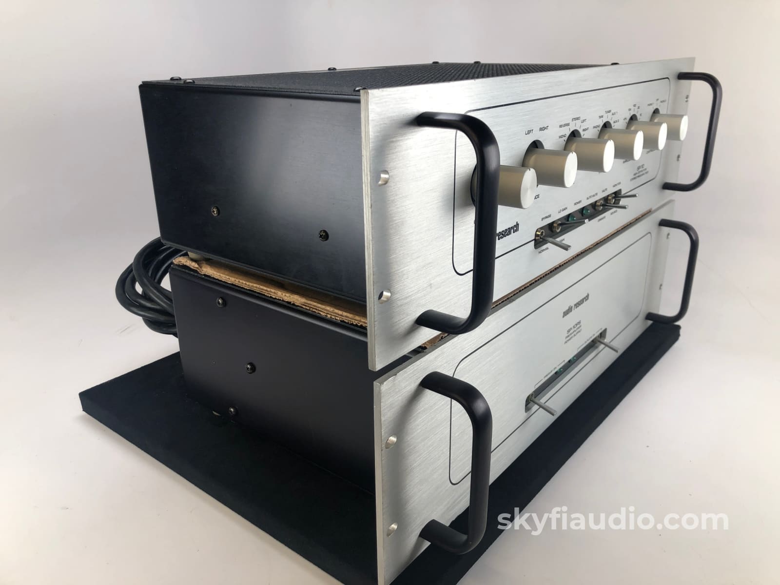 Audio Research Sp-10 - Two Chassis Tube Preamplifier