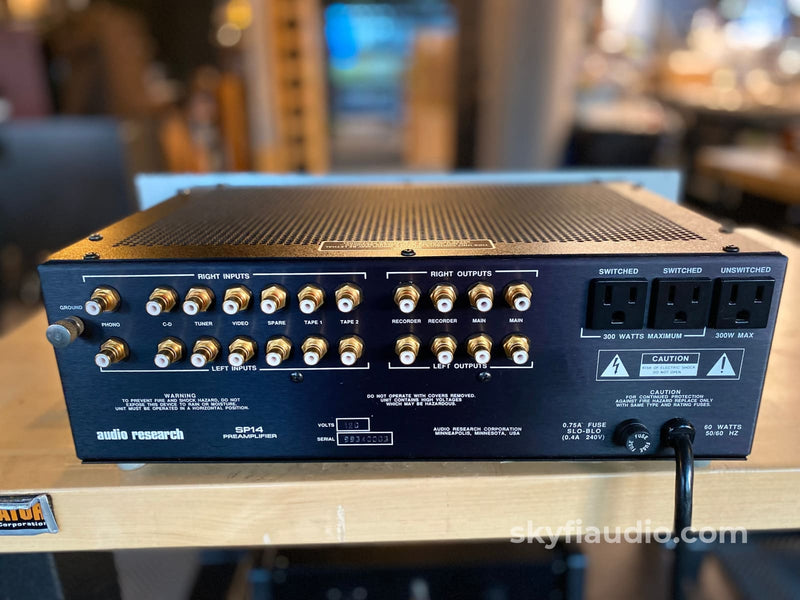Audio Research Sp14 Hybrid Vintage Preamplifier With Phono