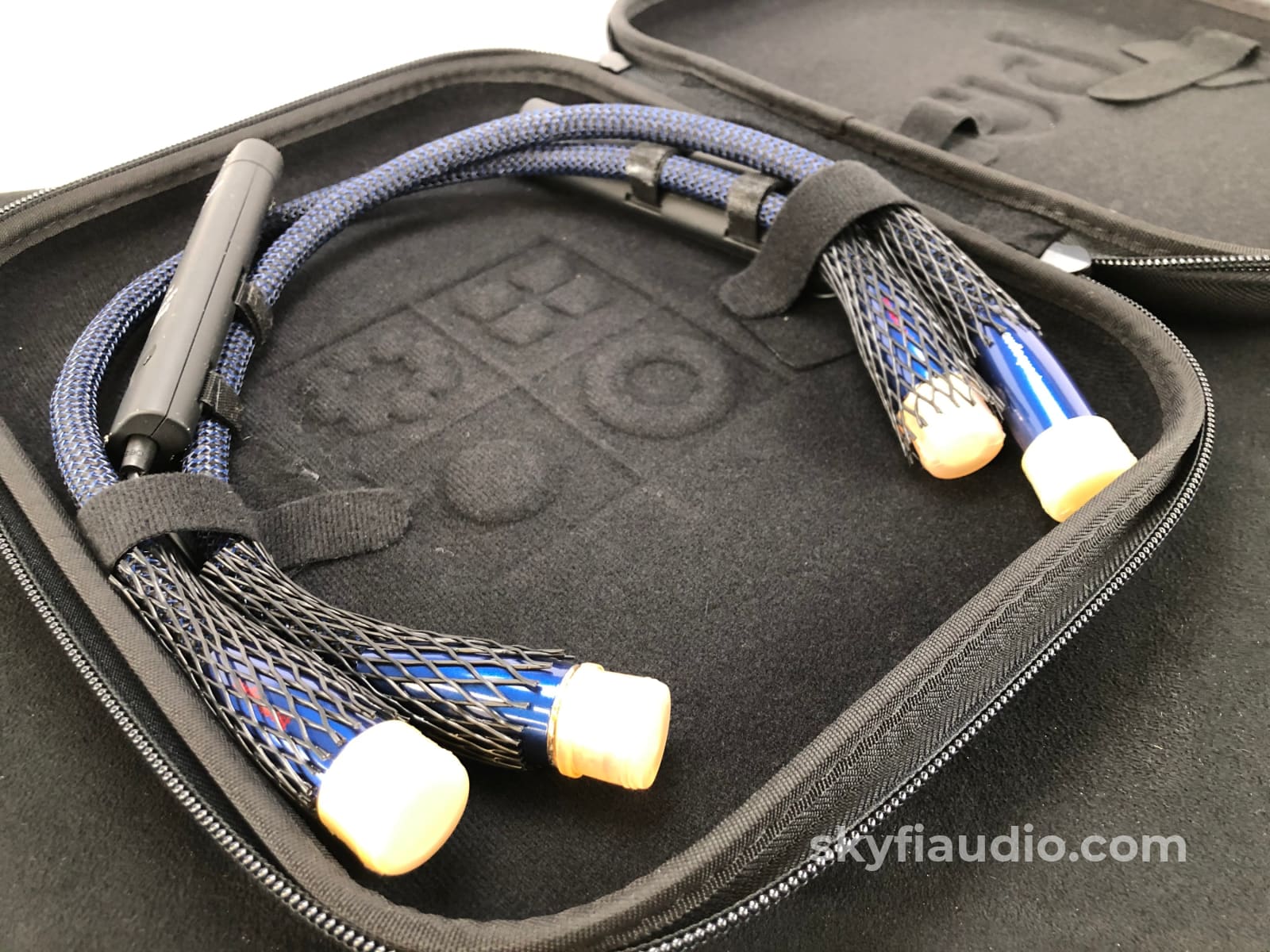 Audioquest Audioquest Elements Series - Water Xlr Audio Cable New In Pouch 0.5M Cables