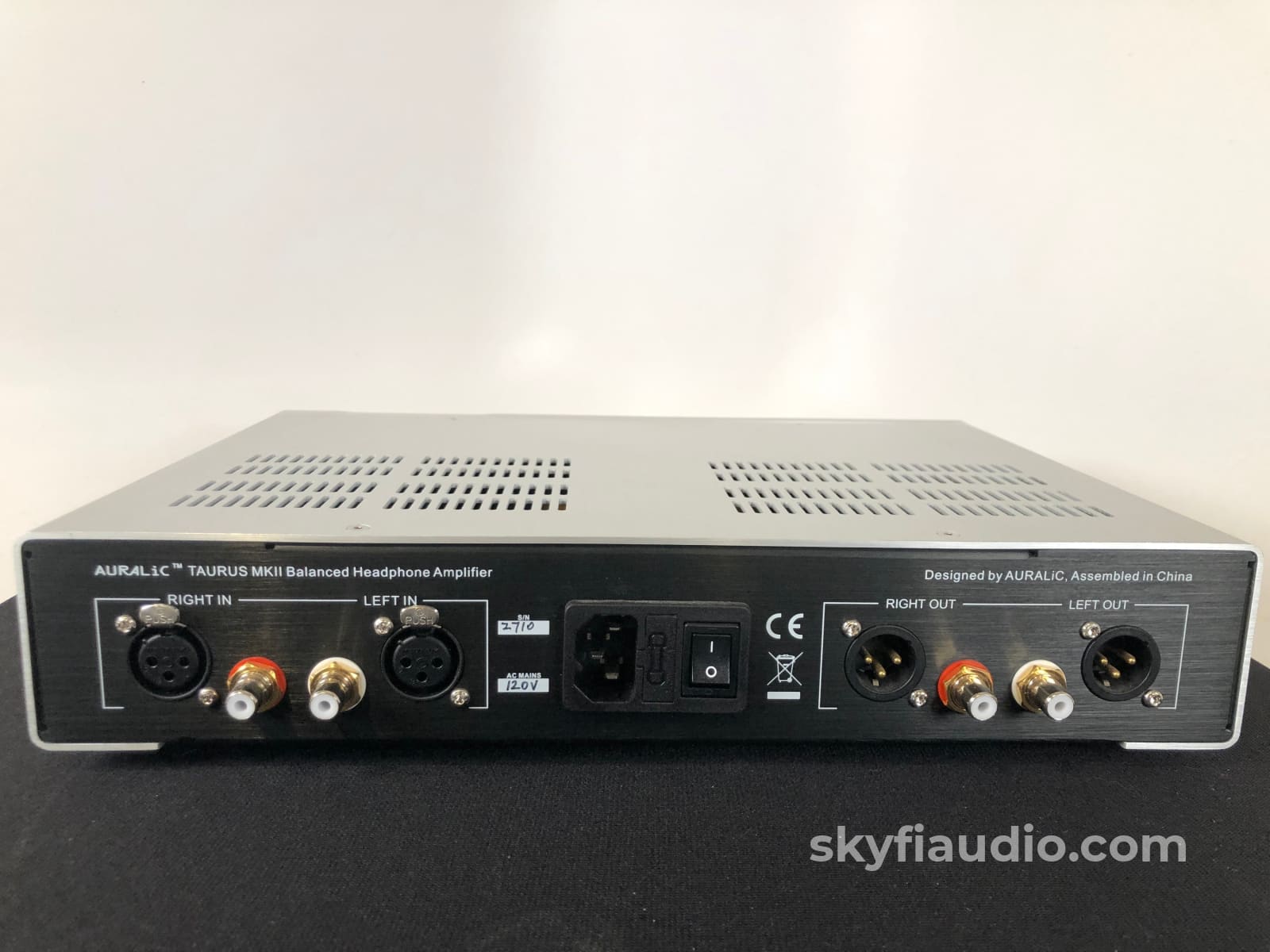 Auralic TAURUS Headphone Amplifier/Preamplifier