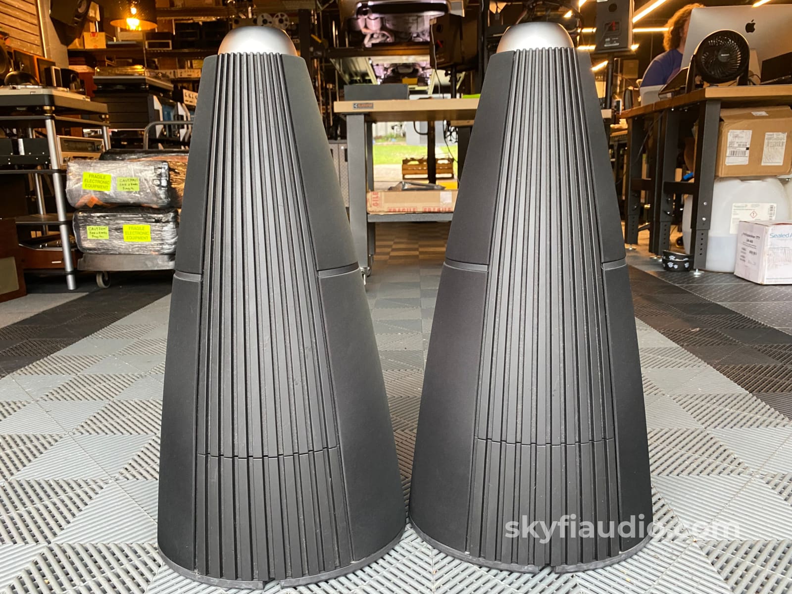 Bang & Olufsen Beolab 9 Powered Speakers