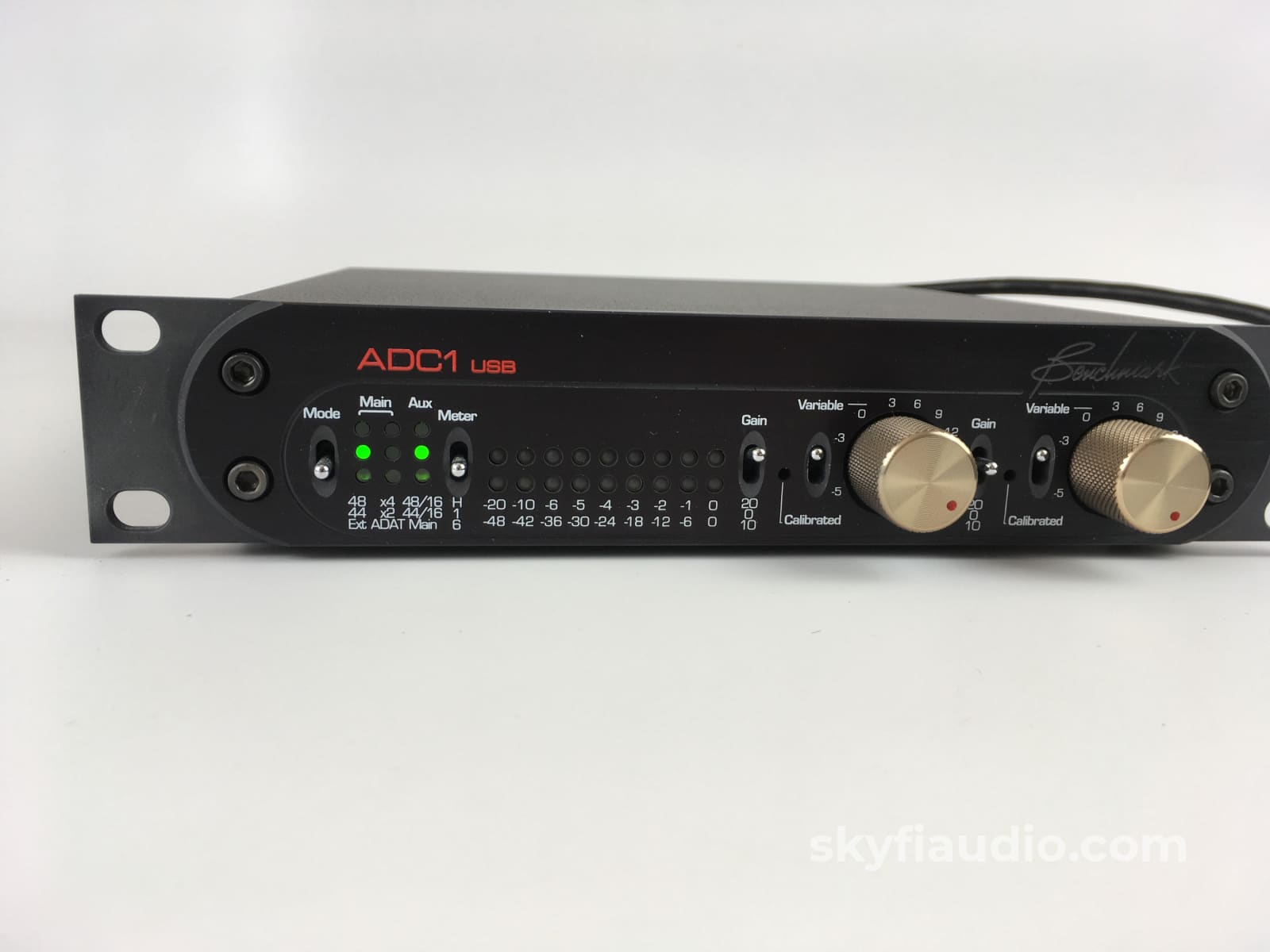 Benchmark Adc1-Usb Analogue To Digital Converter Amplifier