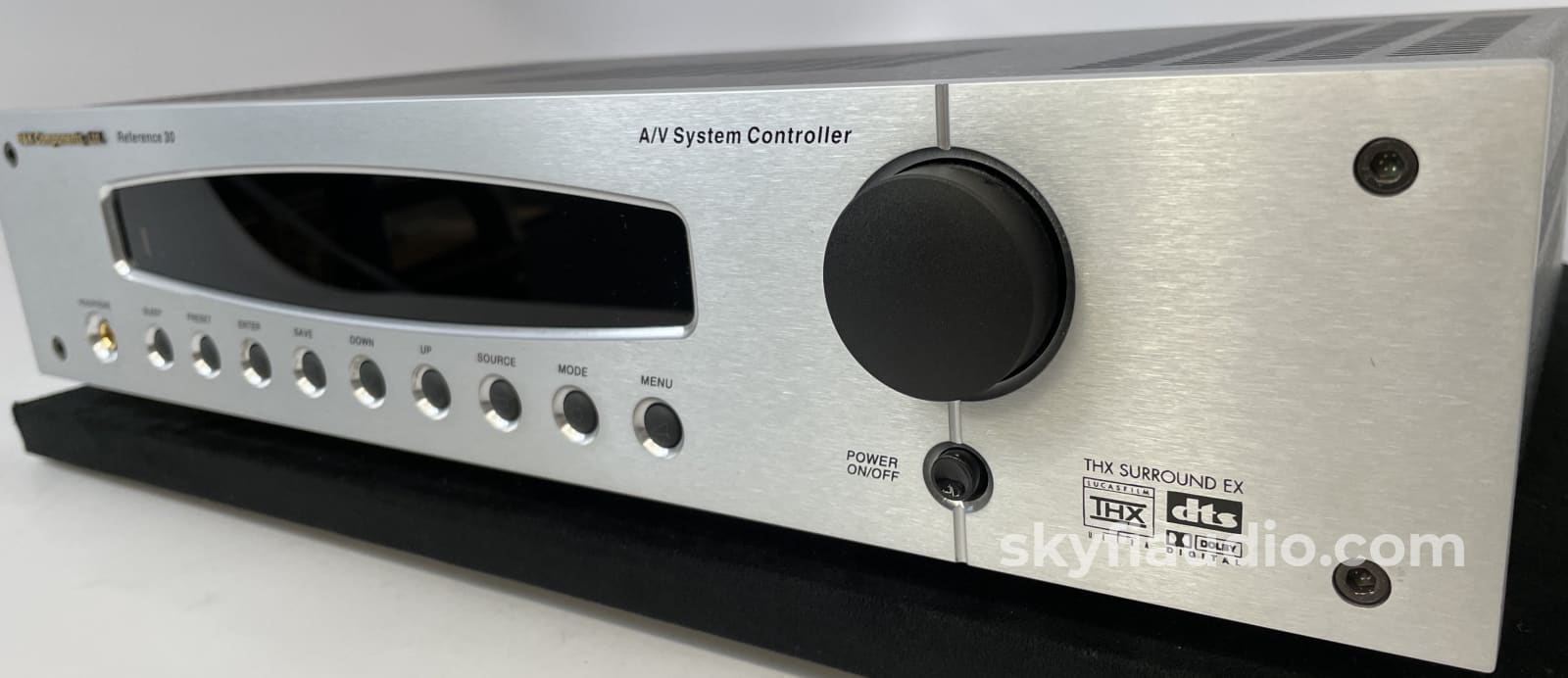 B&K Reference 30 Preamplifier And Surround Sound Processor