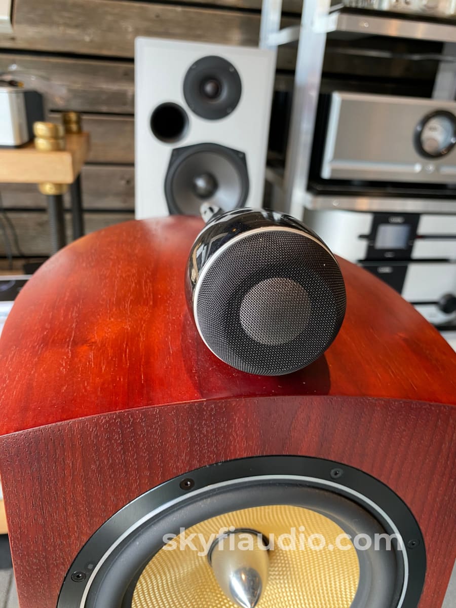 Bowers & Wilkins 805 Diamond Speakers in a Gorgeous Rosenut Finish, Co