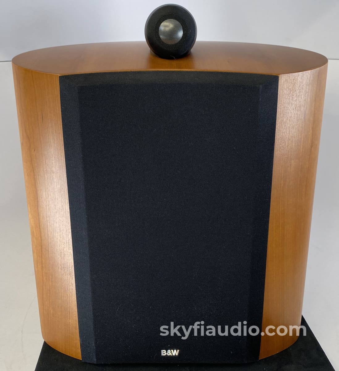 B&W (Bowers & Wilkins) Nautilus Scm1 Home Theater Speakers In Cherry