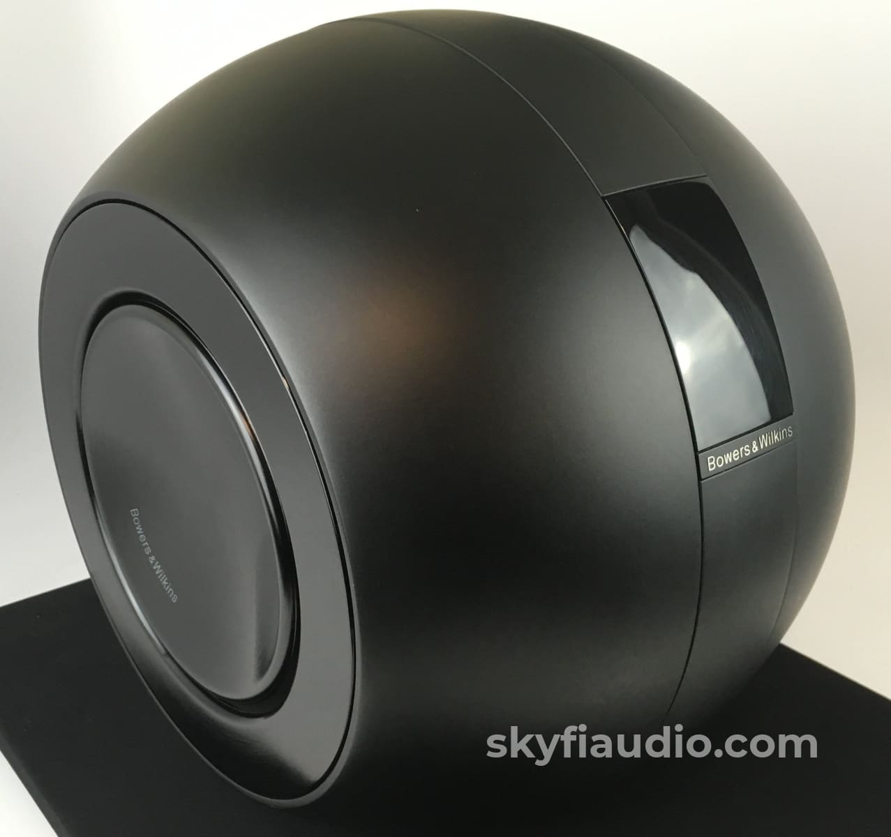 B&W (Bowers & Wilkins) Pv1-D Subwoofer - 400W Compact Kevlar Sub Speakers