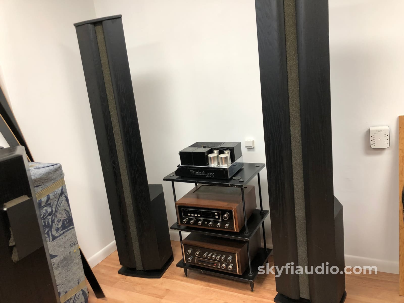 Carver Al-Iii Dipole Loudspeaker System Speakers
