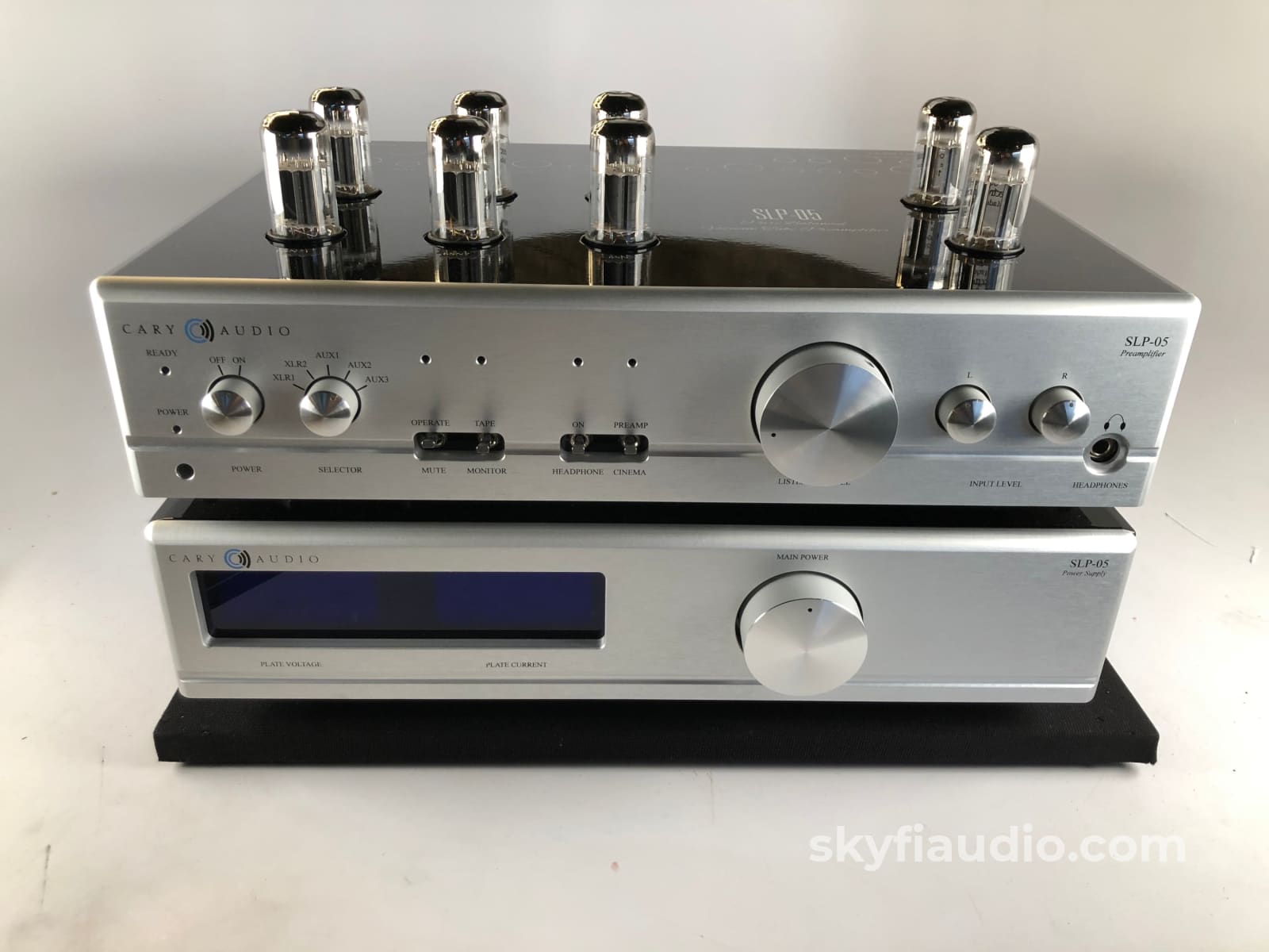 Cary Audio Slp-05 Two Chassis Tube Preamp - Complete And Mint Preamplifier