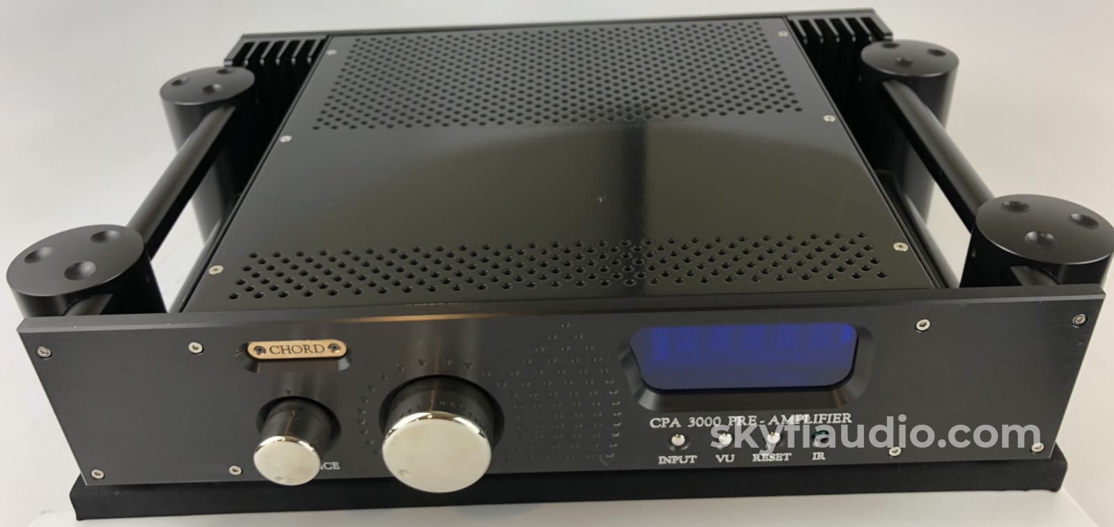 Chord Cpa 3000 Seven Input Balanced Signature Preamp - 100V-270V Preamplifier